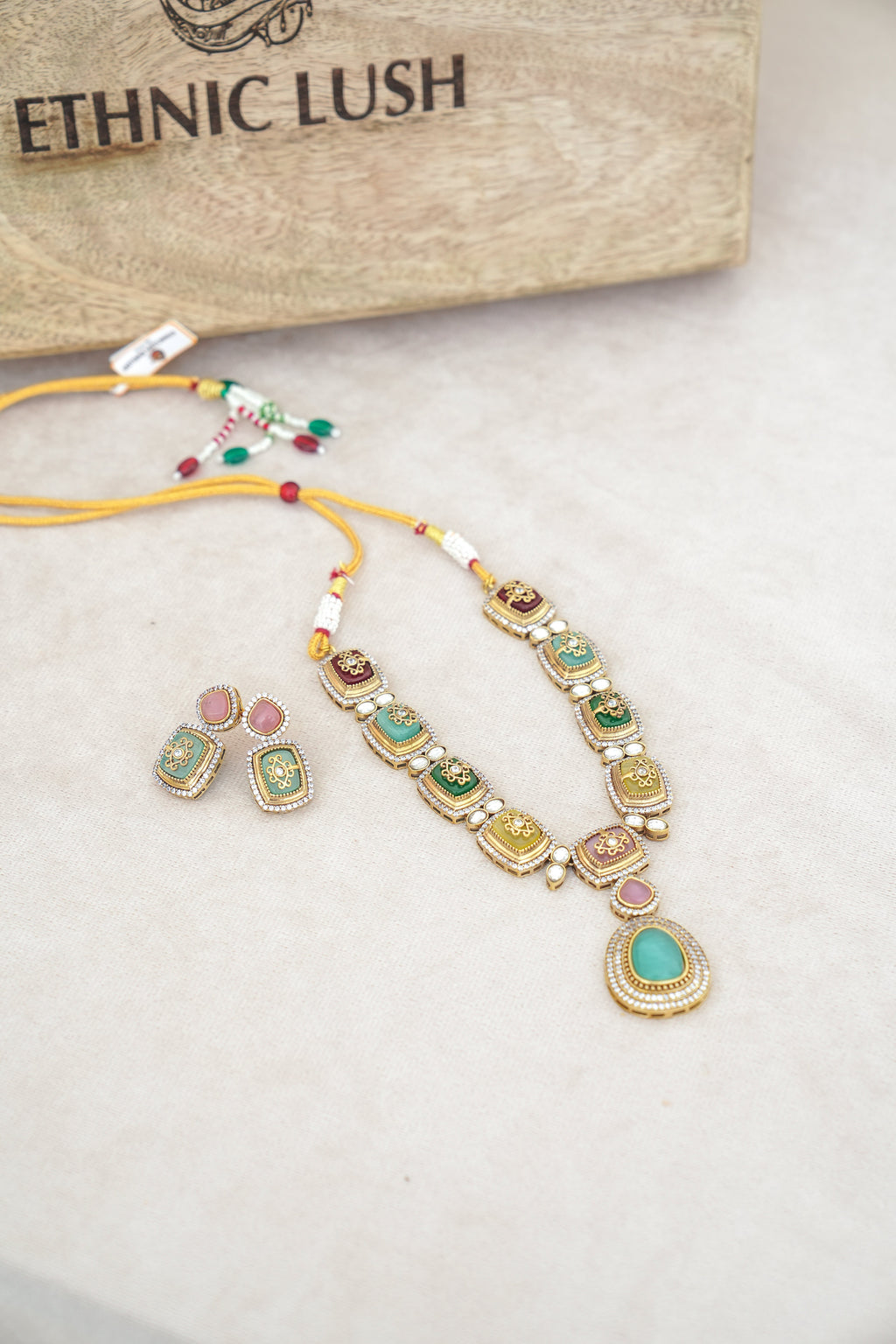 Emerald  Rose Cascade Necklace Set