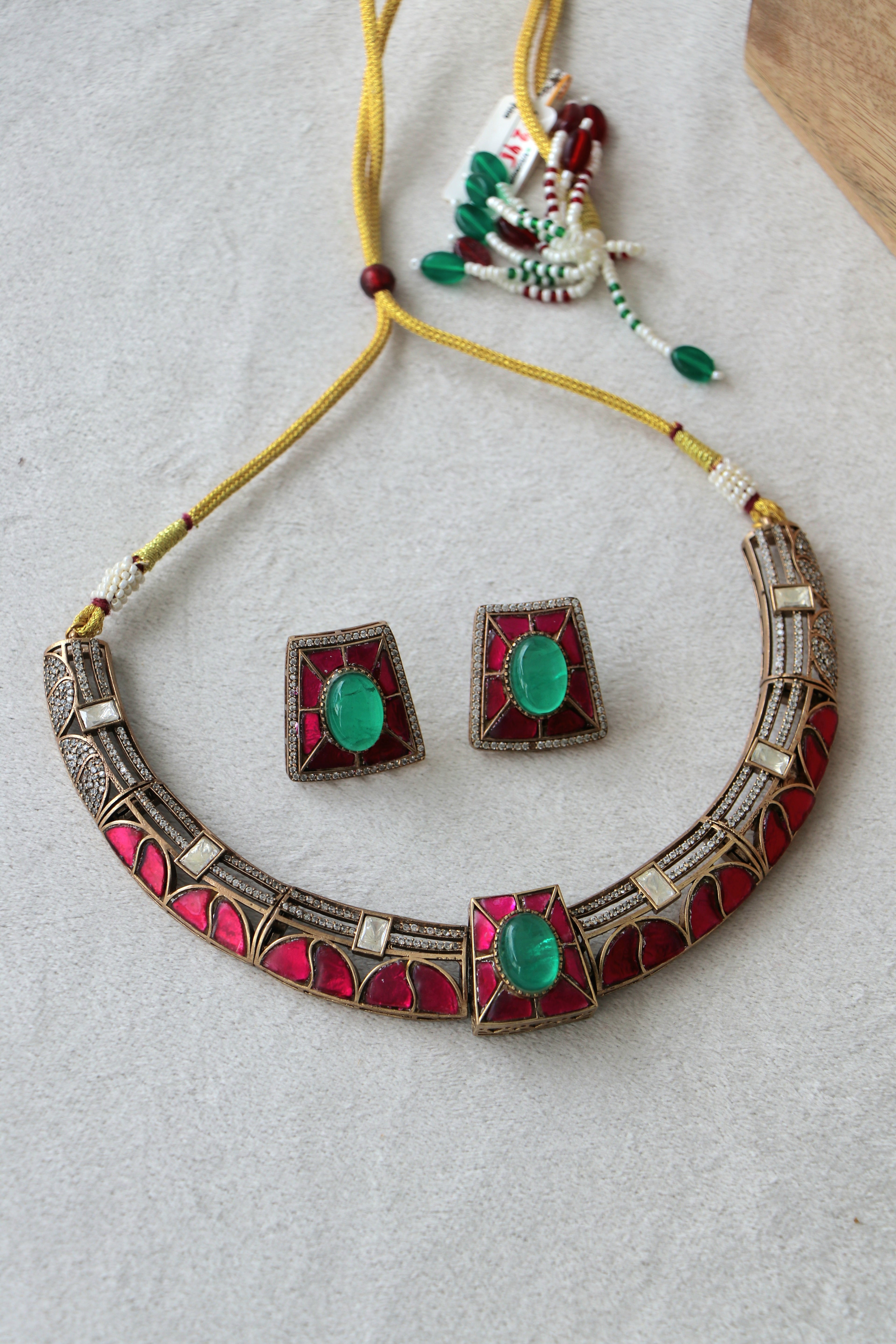 Aventurine Jadau thakkar Kundan Choker Set