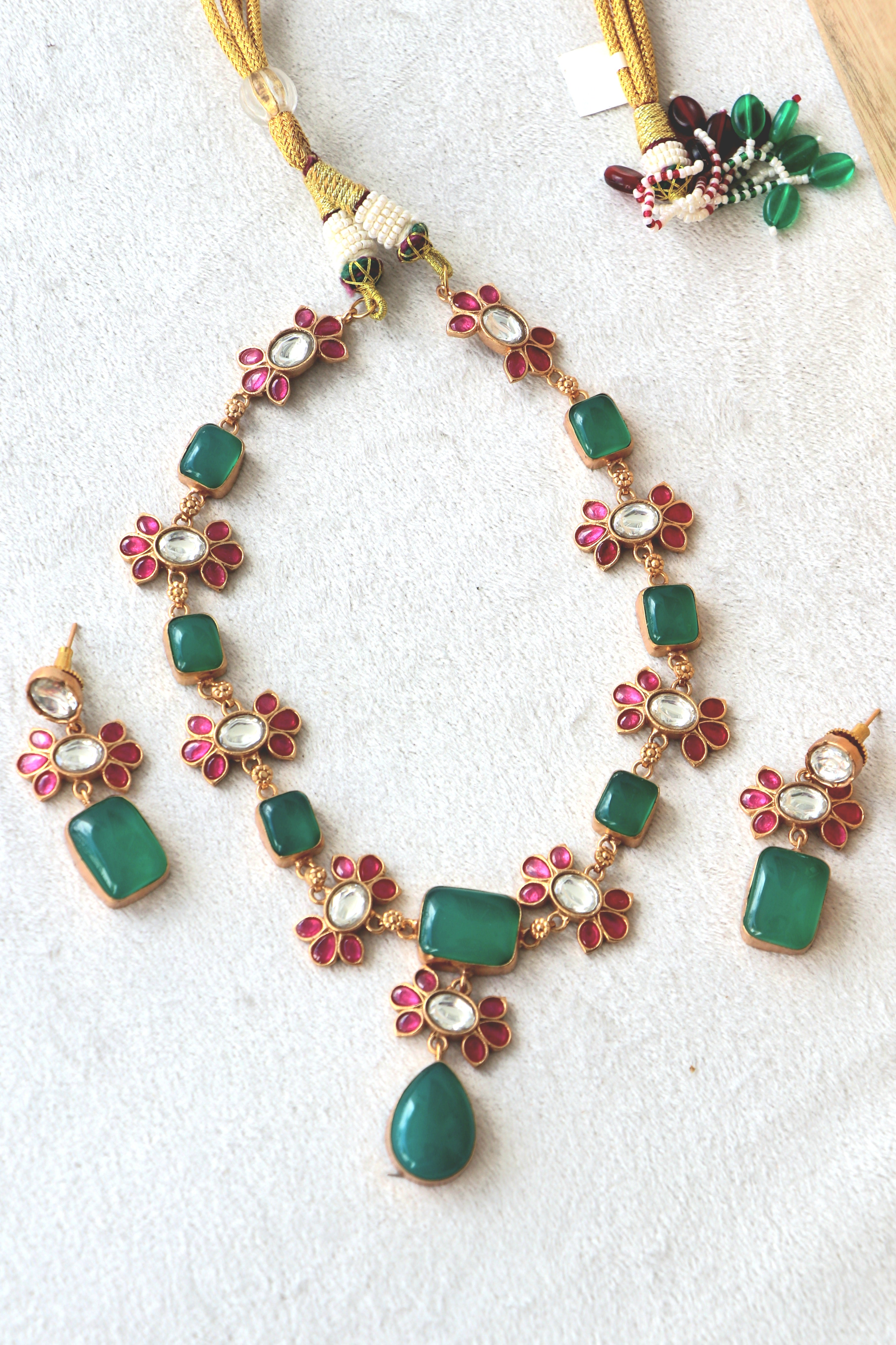 Gemstone Kundan Gold Necklace Set