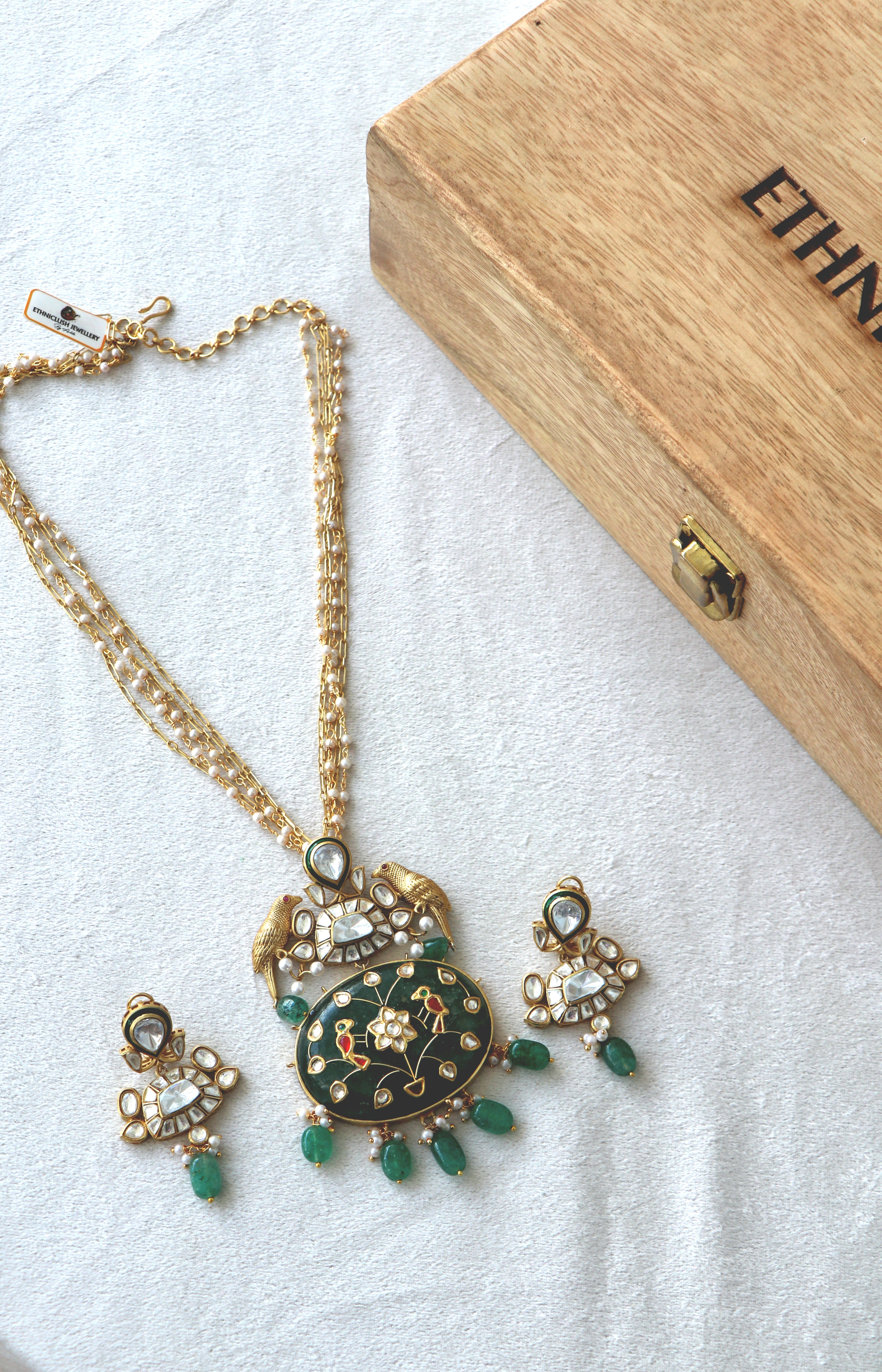Green Stone Inlay work Bird Motif Necklace Set