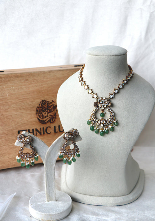 Antique Elephant Motif Emerald  Pearl Necklace Set