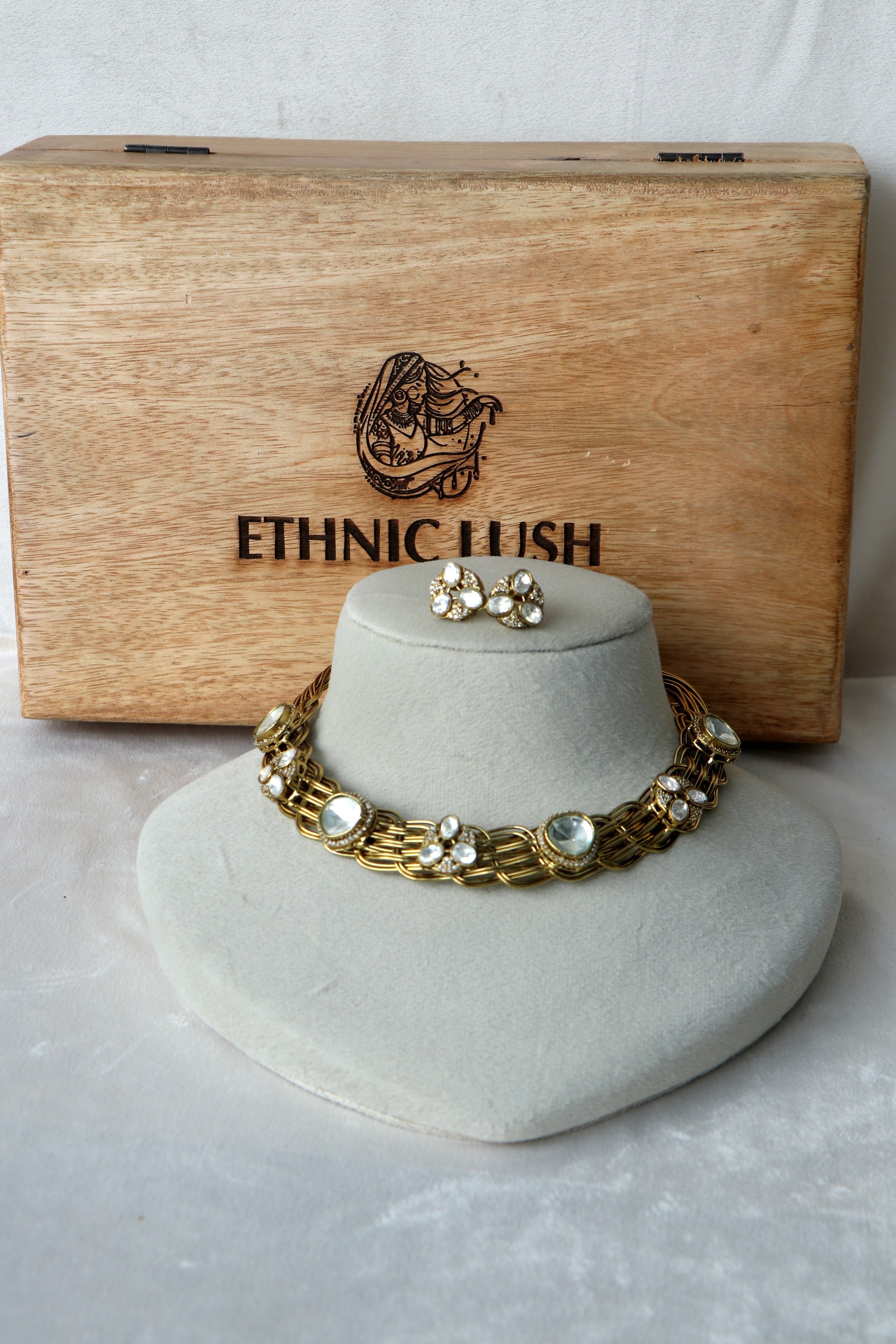 Gold Mesh Polki Necklace  Earring Set