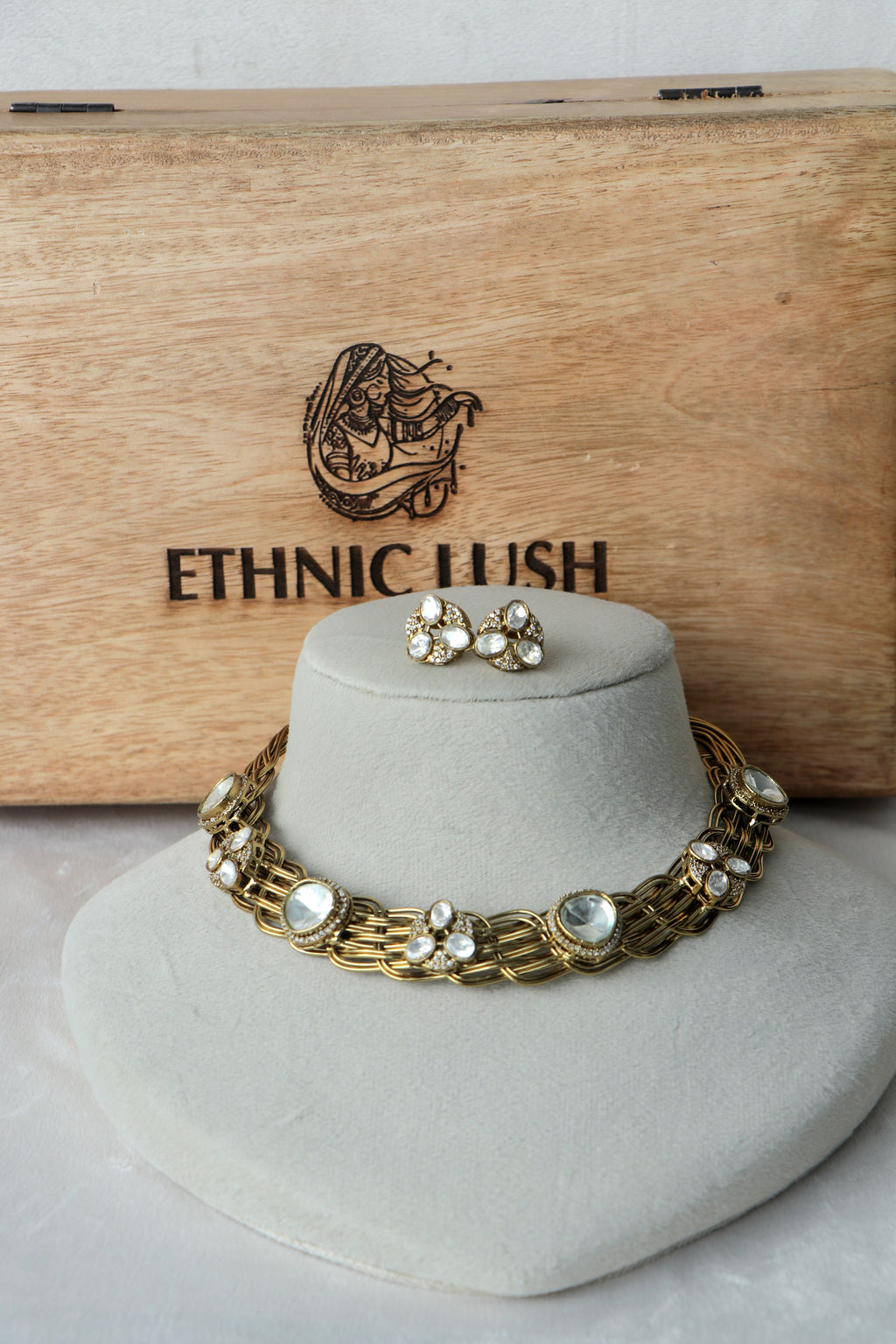 Gold Mesh Polki Necklace  Earring Set