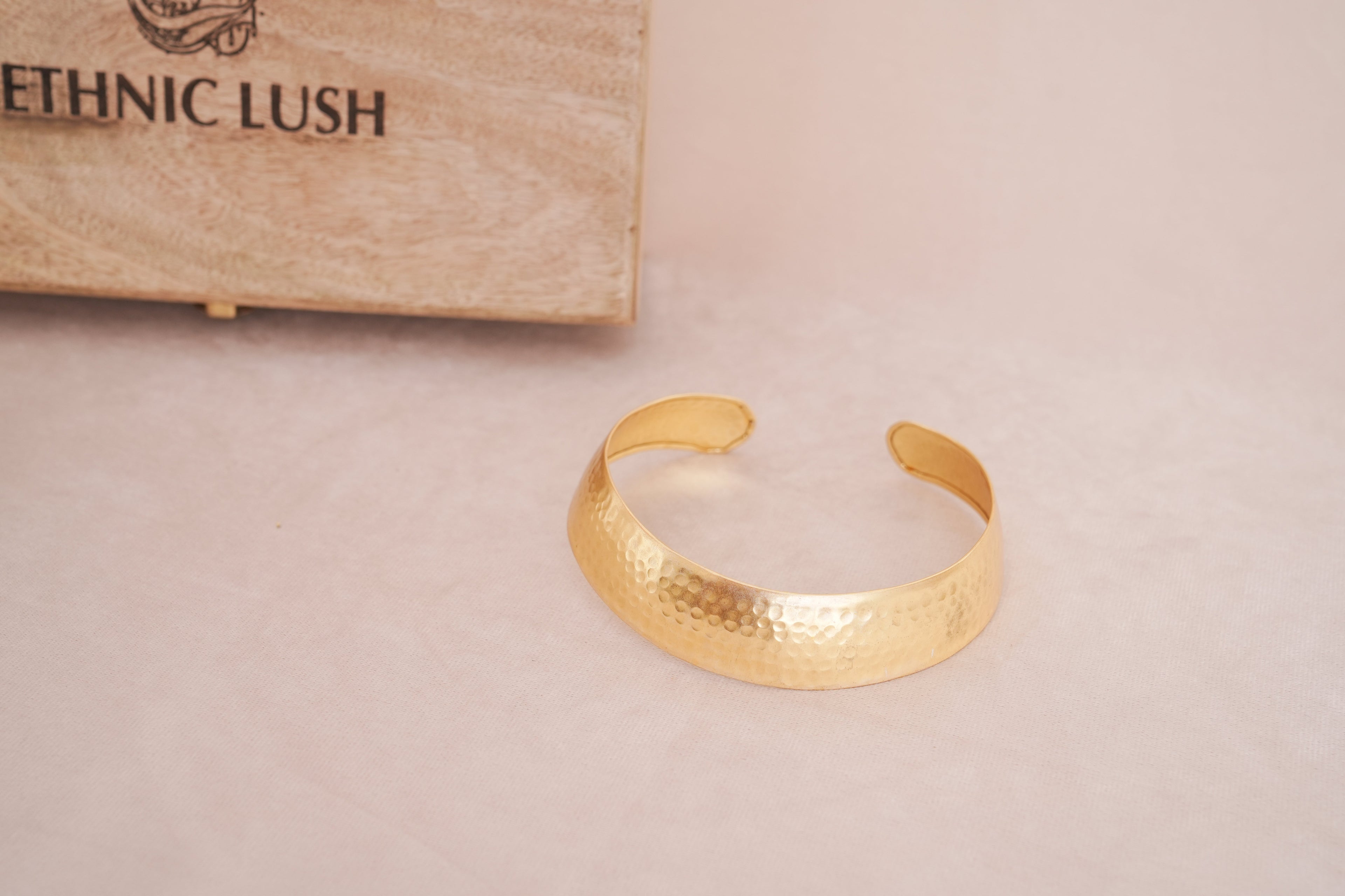Hammered Brass Hasli Choker Necklace