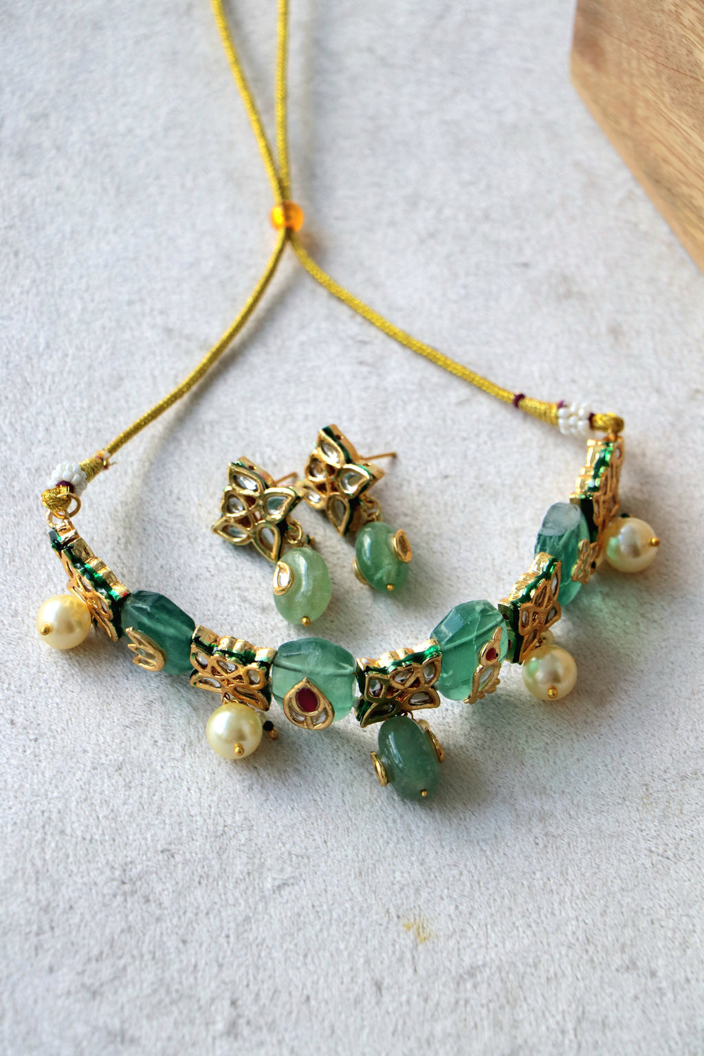 Green Chalcedony Pearl Pachi Gold Ethnic Necklace Set