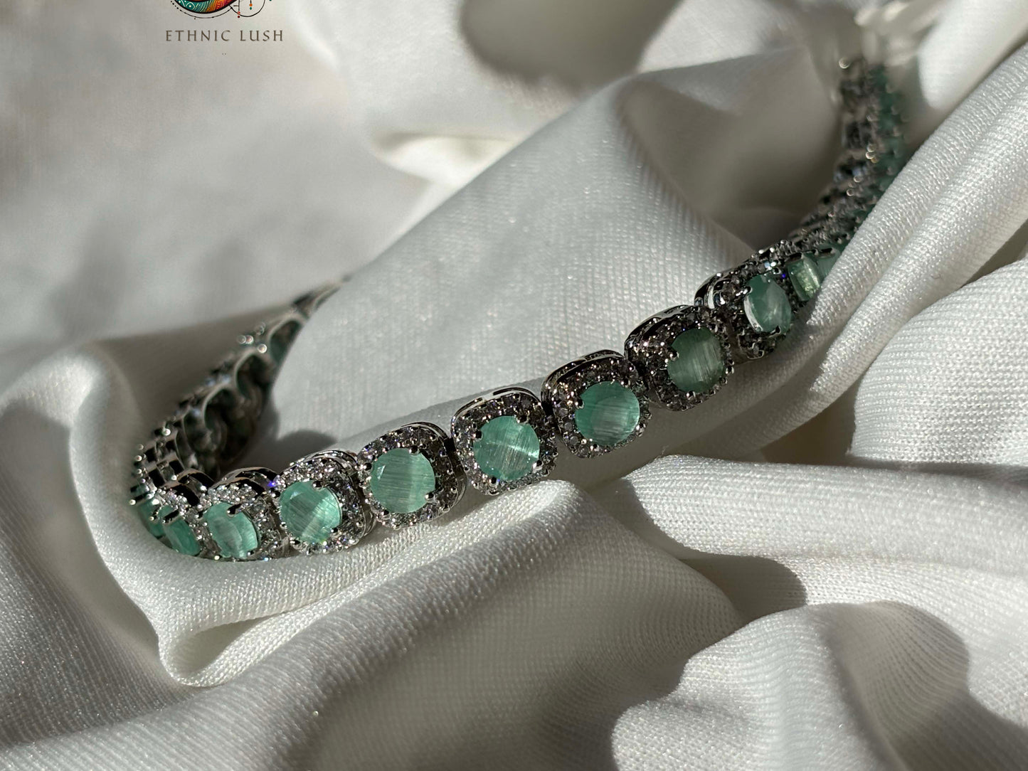 Exquisite Green Cat’s Eye stone CZ studded Bracelet