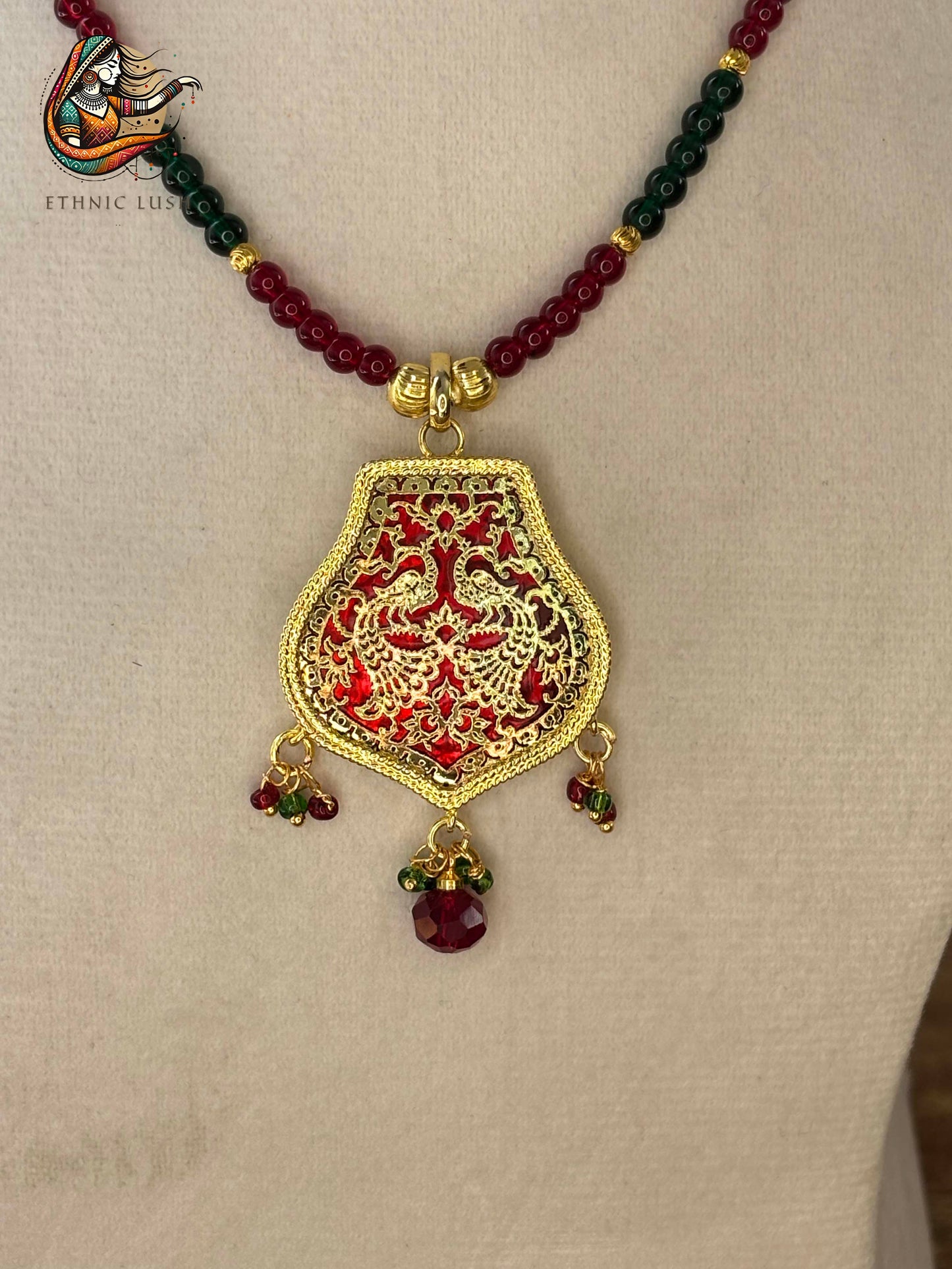 Traditional Enamel Pendant Thewa Necklace Set with Earrings