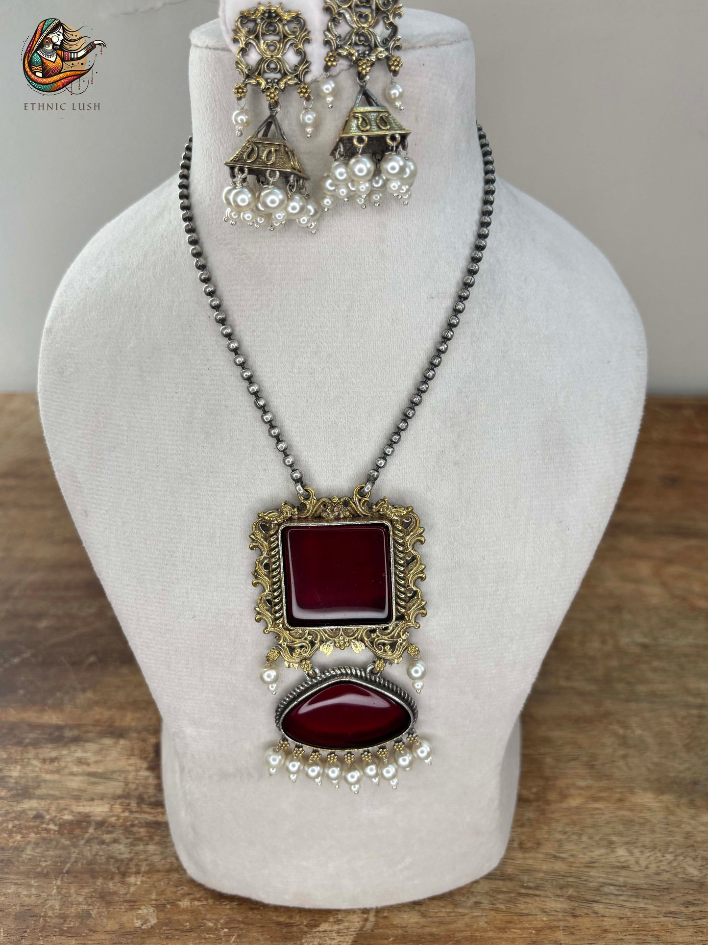 Antique Red Pendant Necklace Set with Pearl Jhumka Earrings