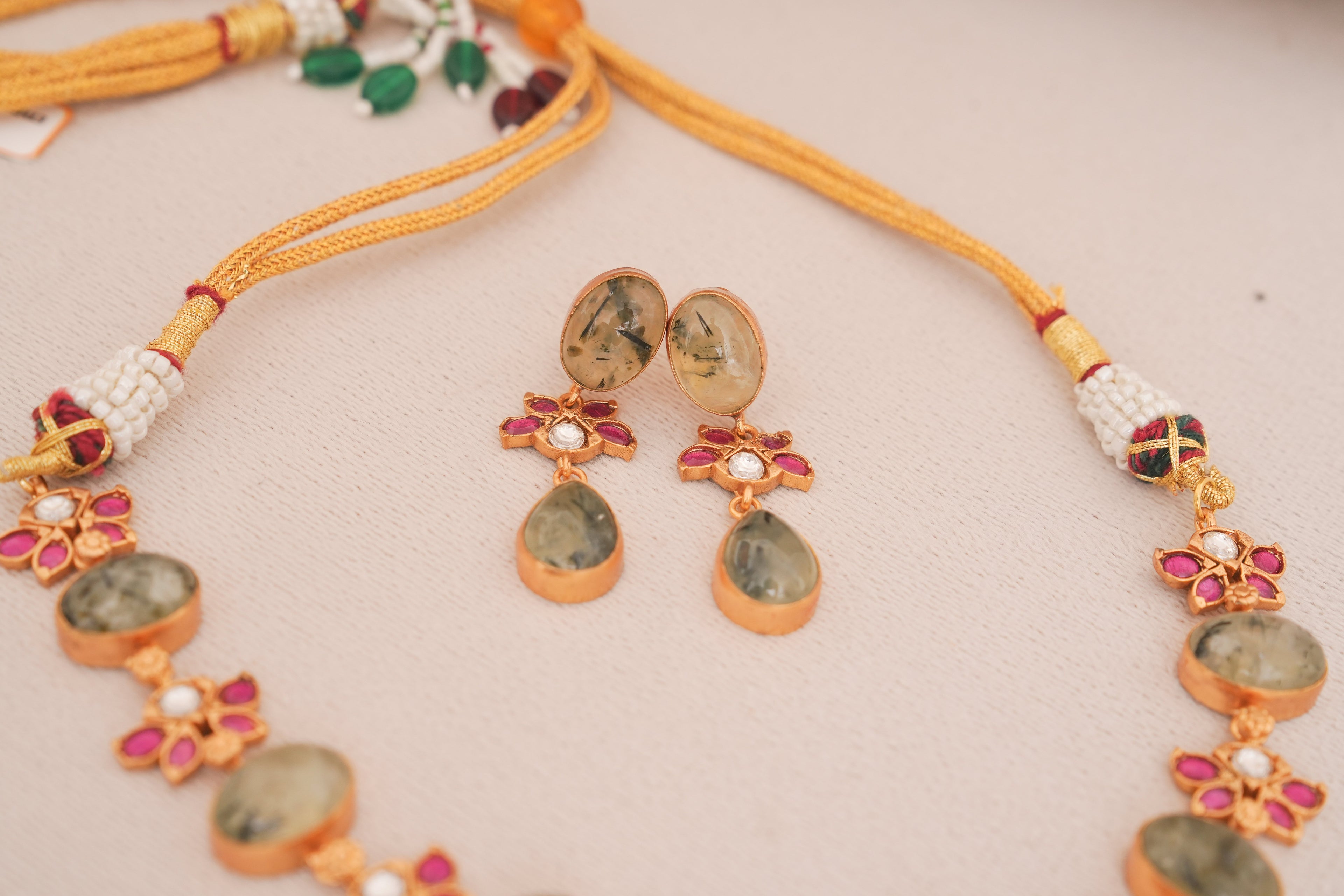 Prehnite Blossom Kundan Statement Necklace Set