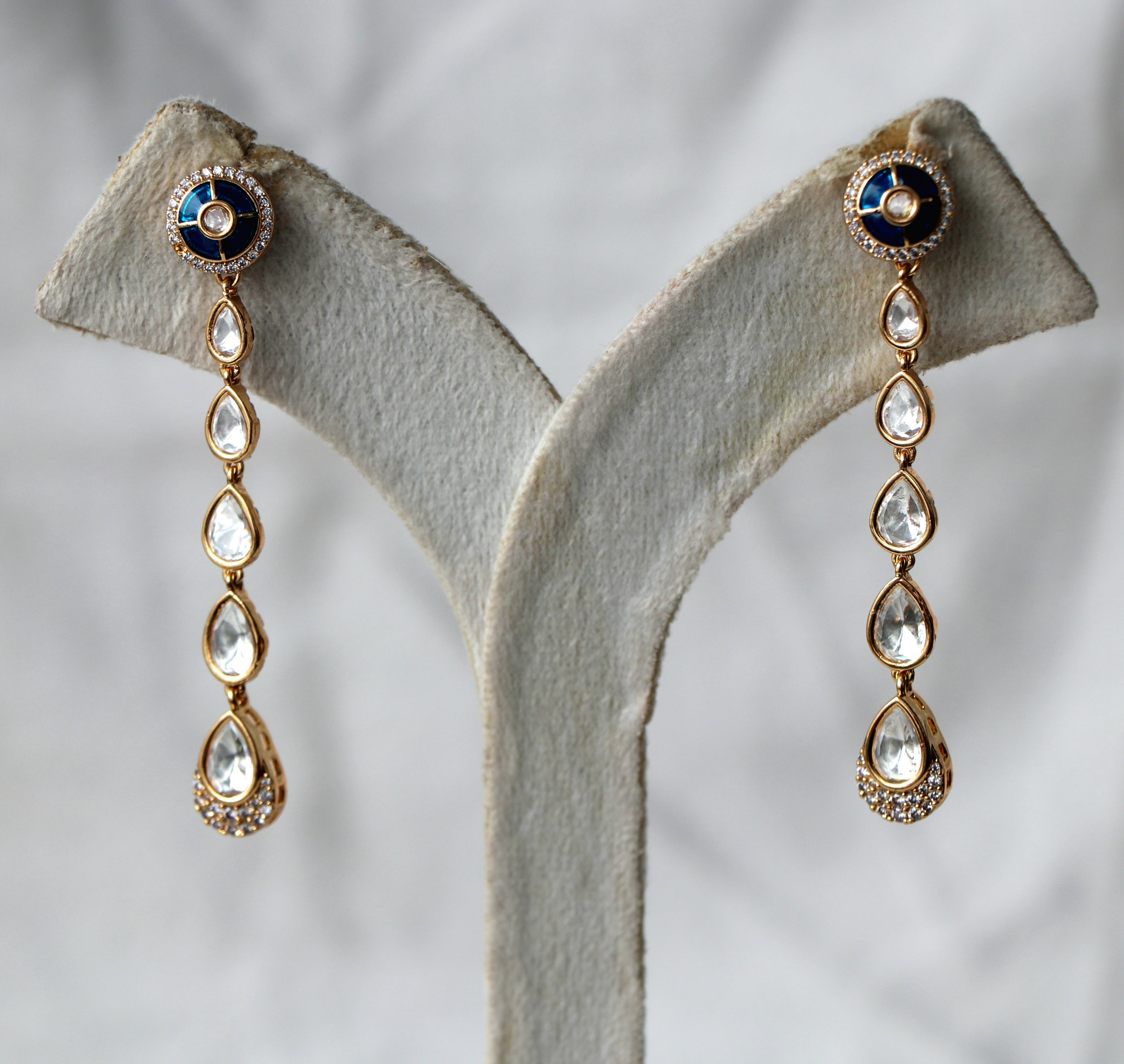 Kundan Luster Teardrop Earrings