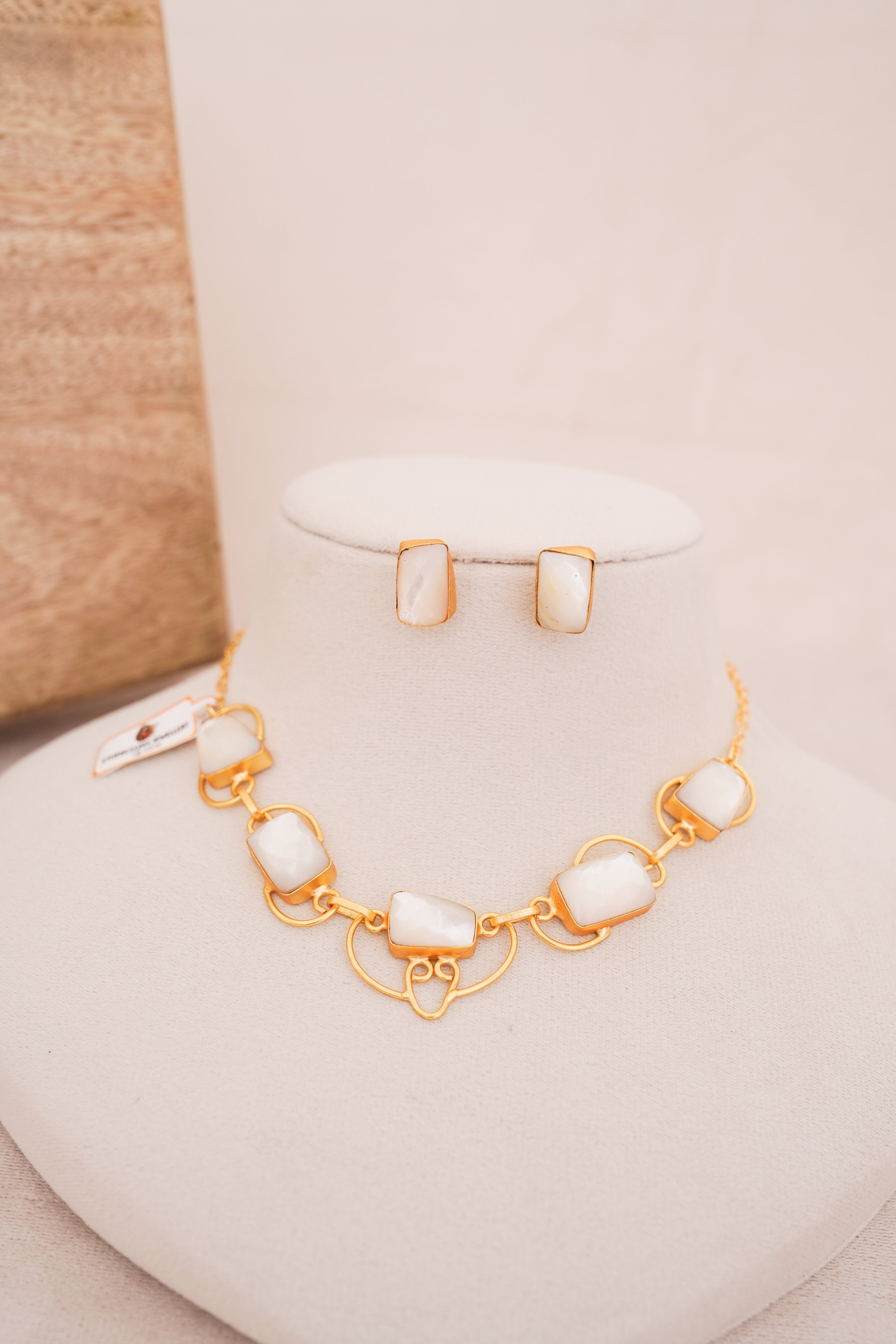 Luminous Moonstone Necklace Set