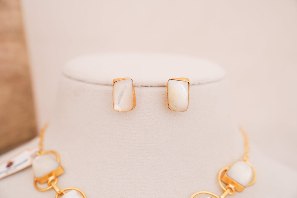 Luminous Moonstone Necklace Set