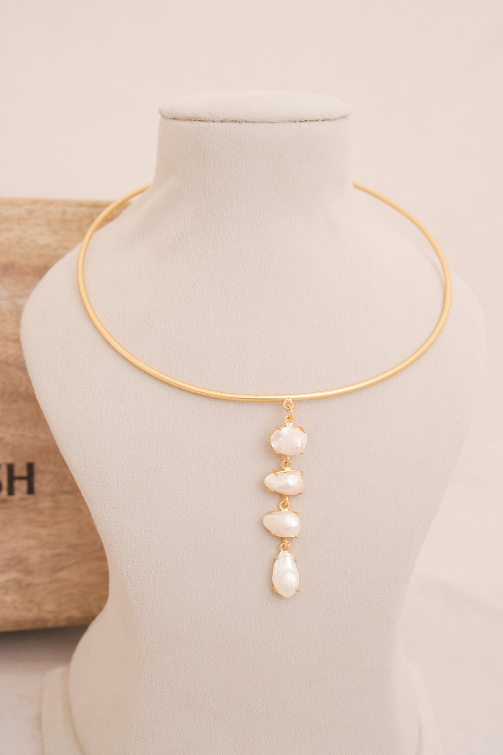 Luminous Baroque Pearl Drop Hasli