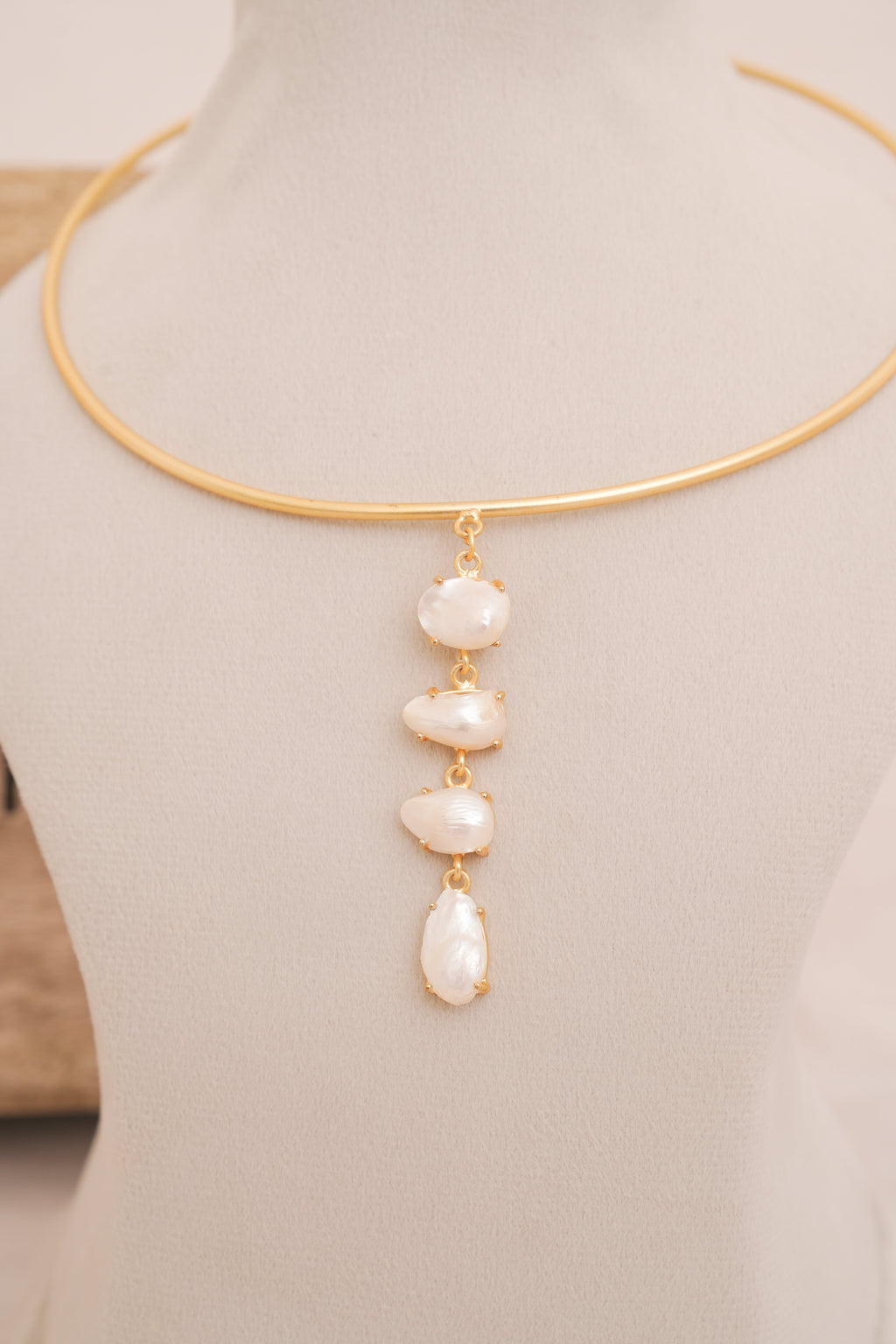 Luminous Baroque Pearl Drop Hasli