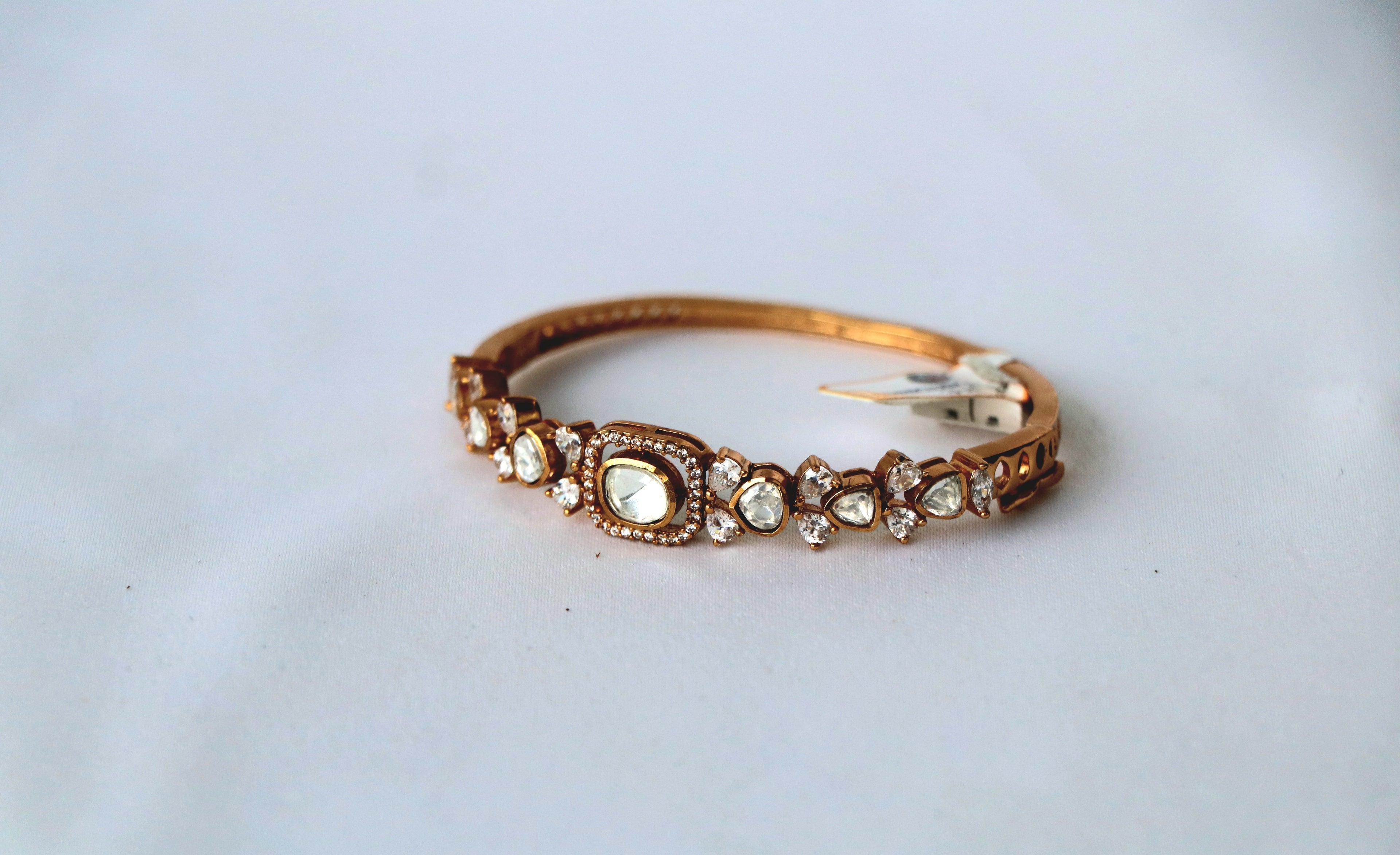 Antique Finish Heart Polki Kada