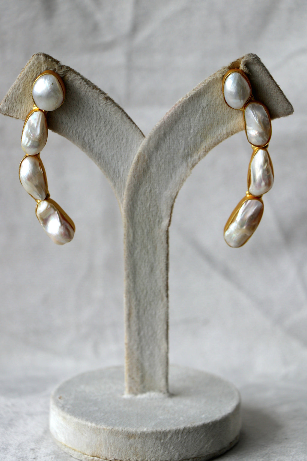 Lustrous Pearl Cascade Earrings