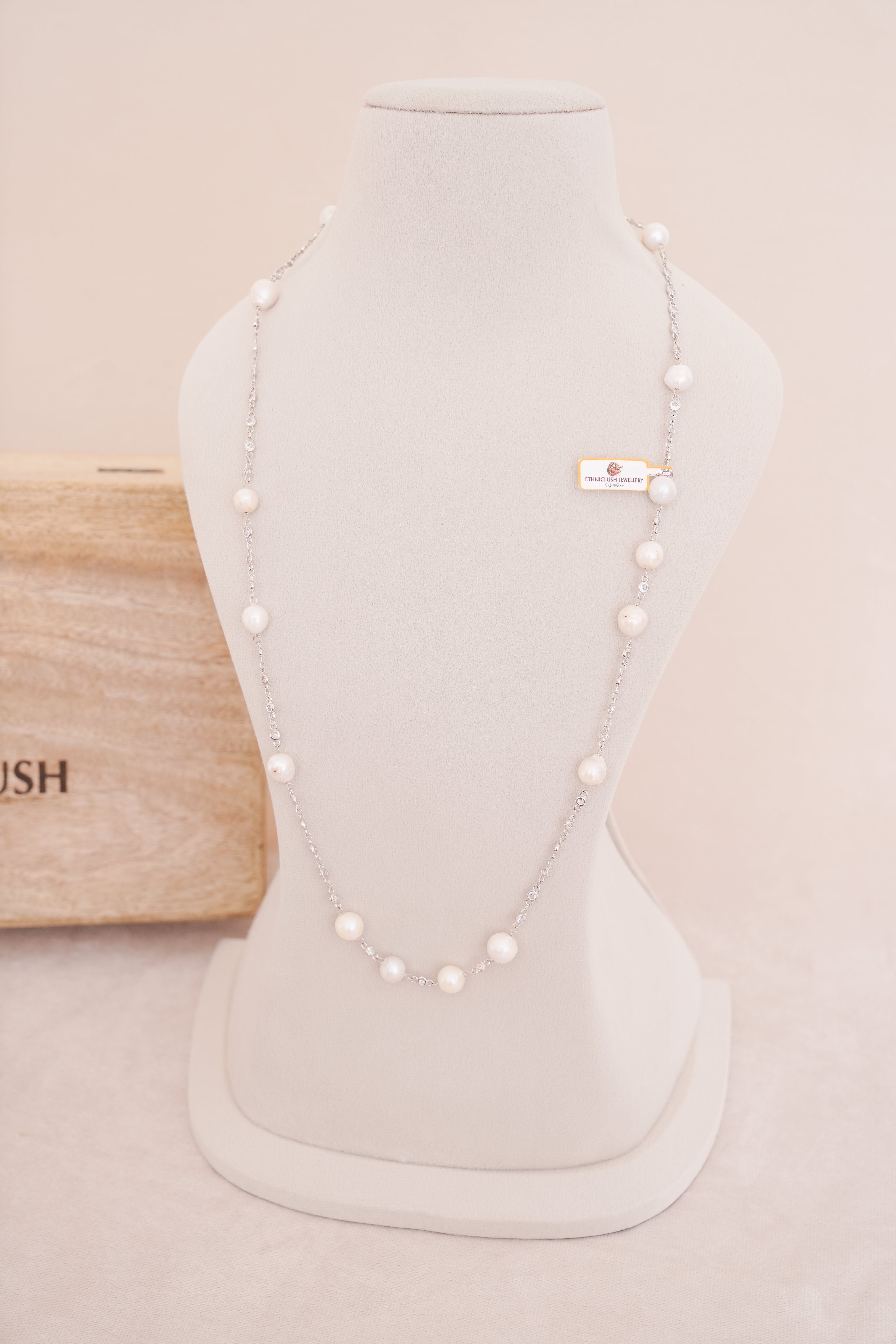 Lustrous Freshwater Pearl Station Necklace