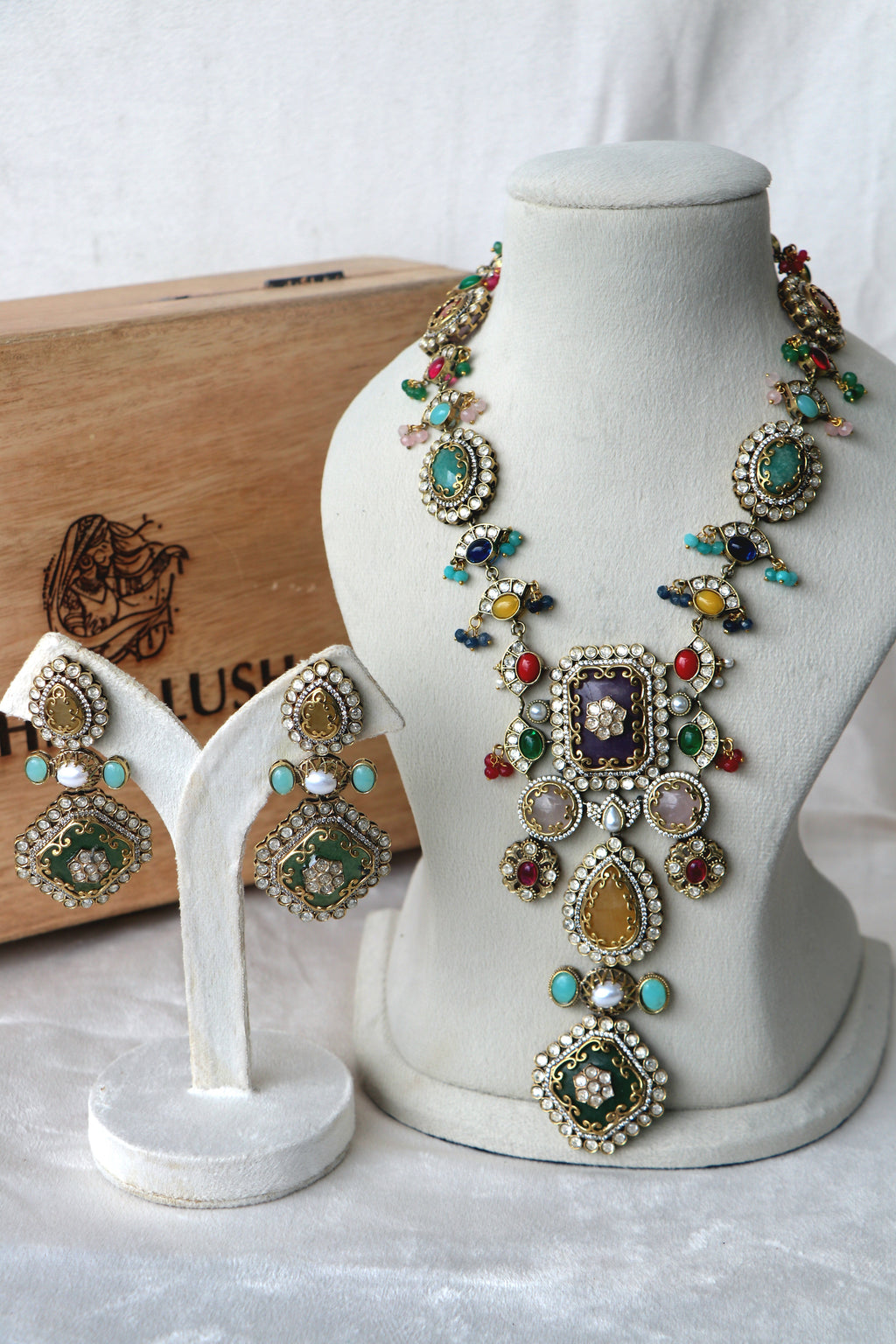 Multi Stone Gold sabhya Necklace  Earring Set