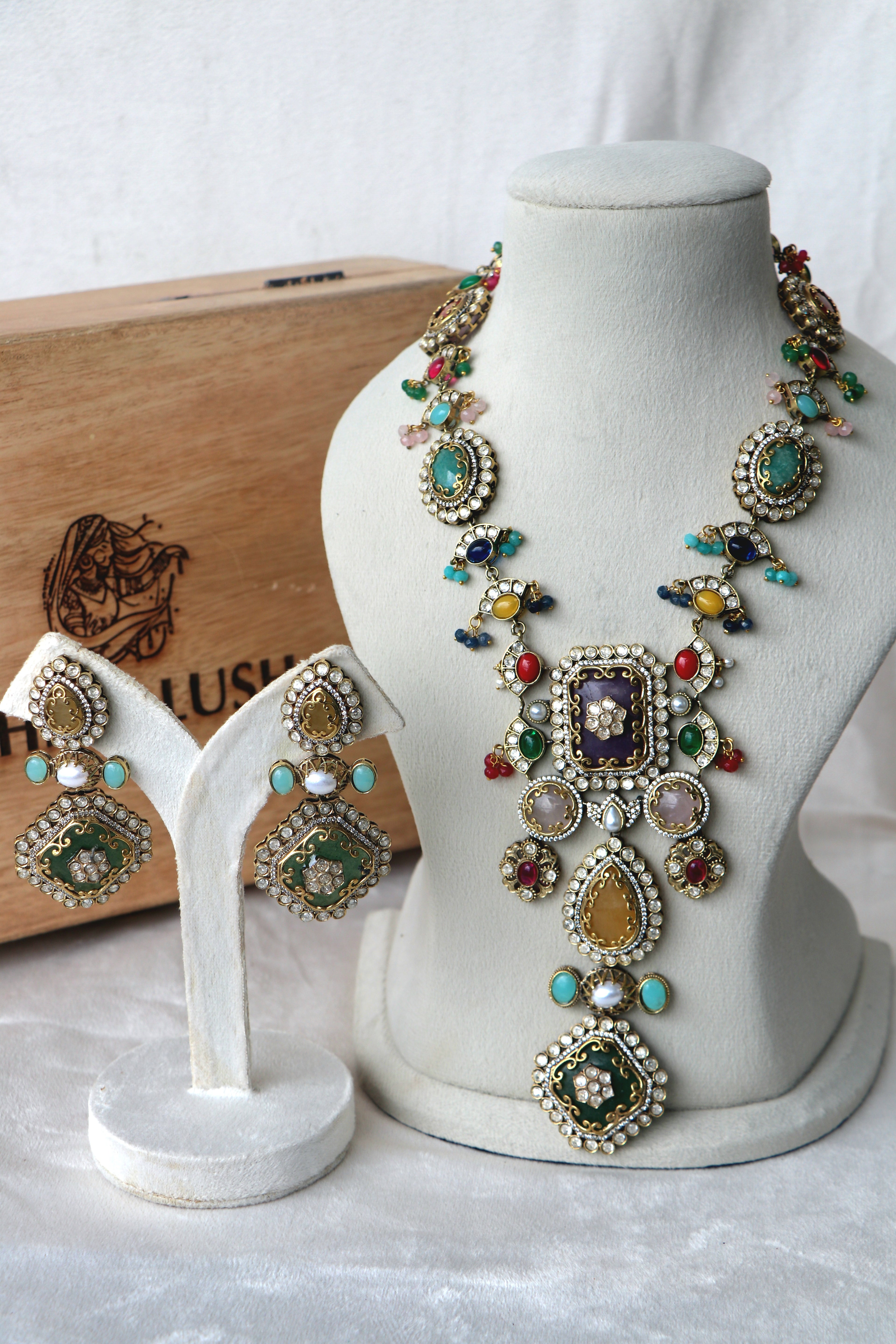 Multi Stone Gold sabhya Necklace  Earring Set