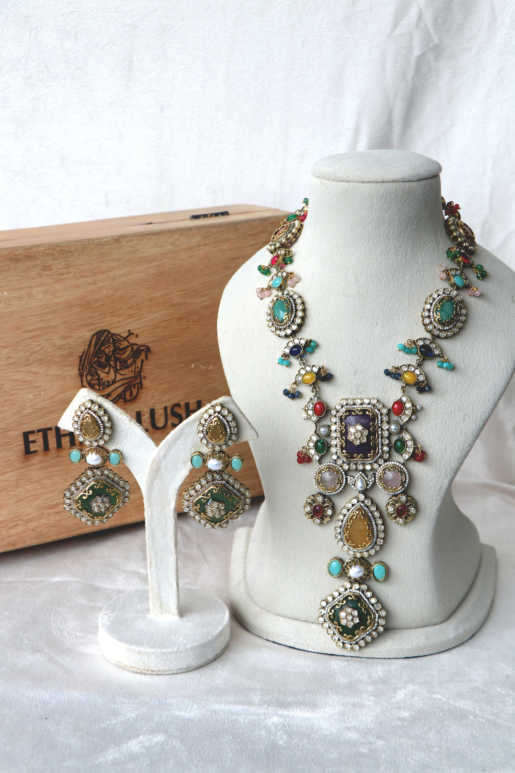 Multi Stone Gold sabhya Necklace  Earring Set