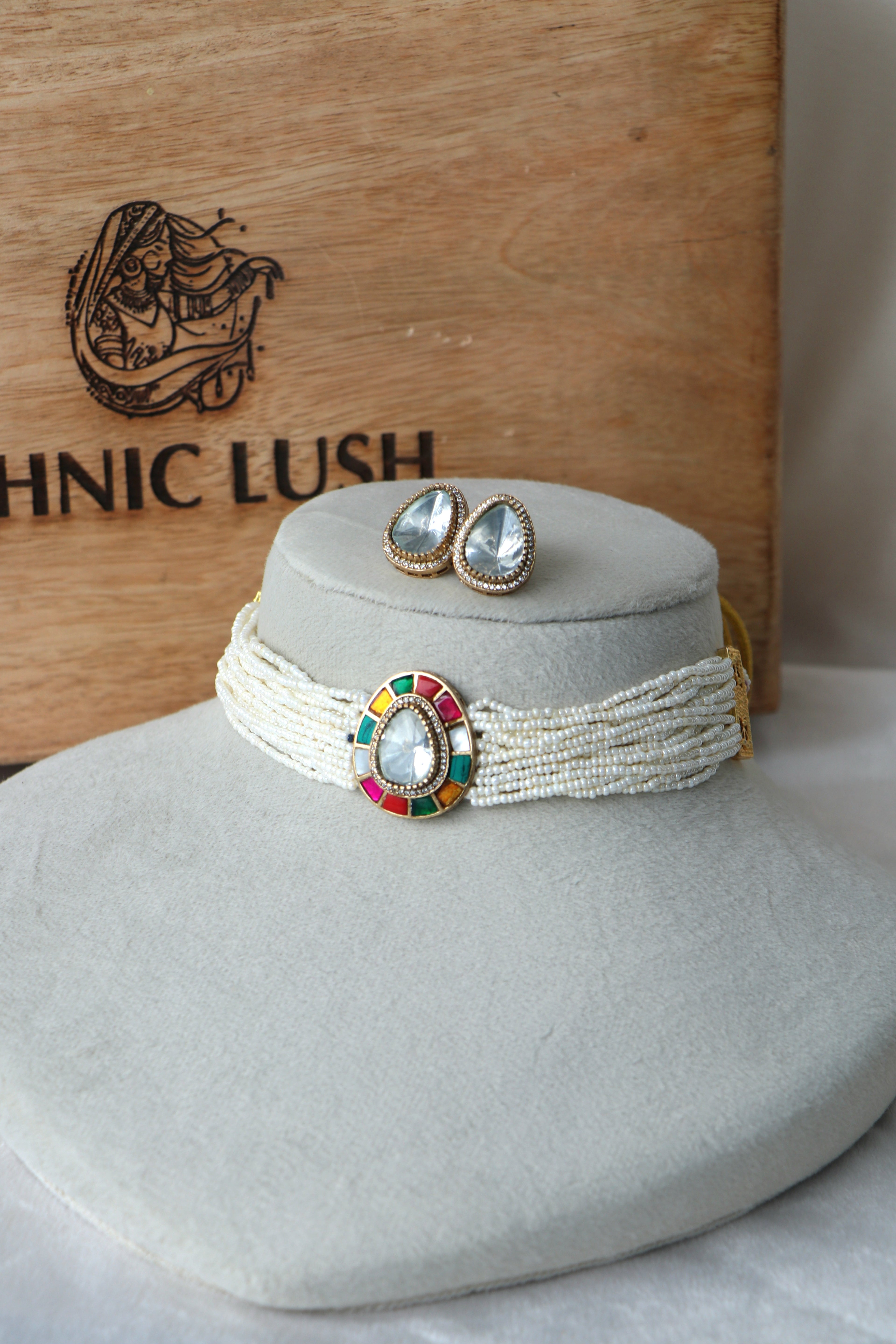 Multi Strand Pearl Choker Set With rainbow Studs