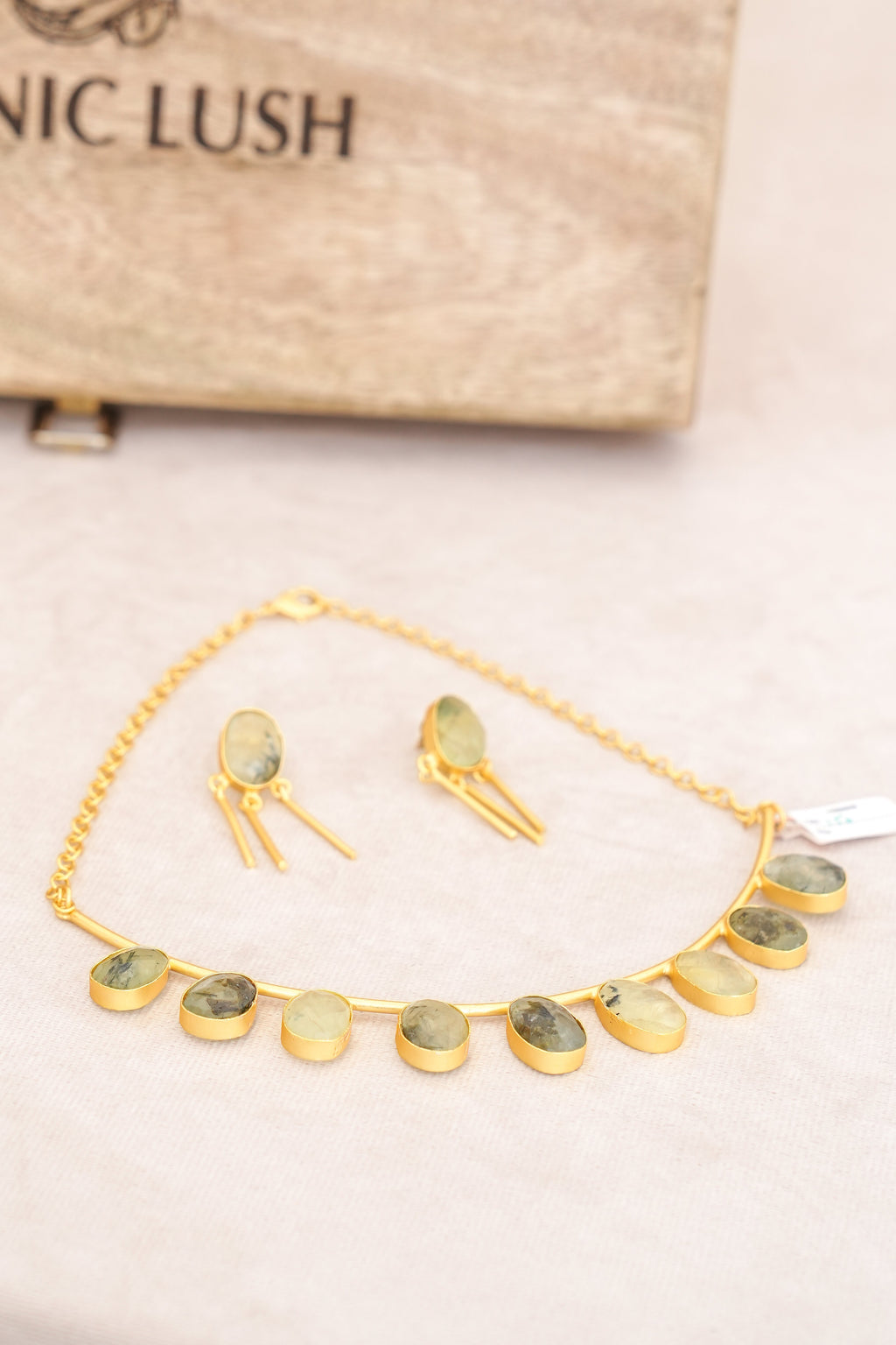 Mystic Green Cascade Necklace Set