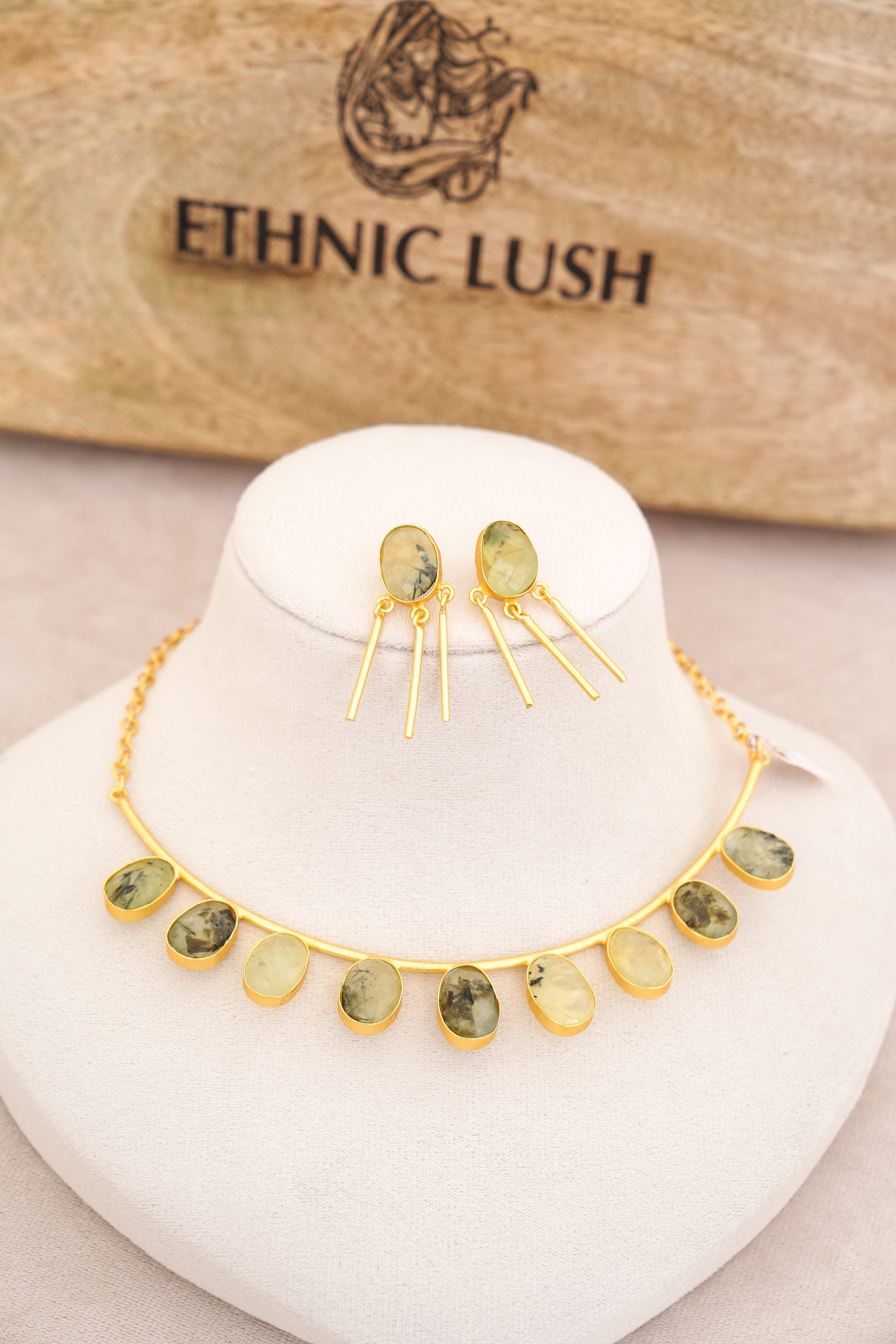 Mystic Green Cascade Necklace Set