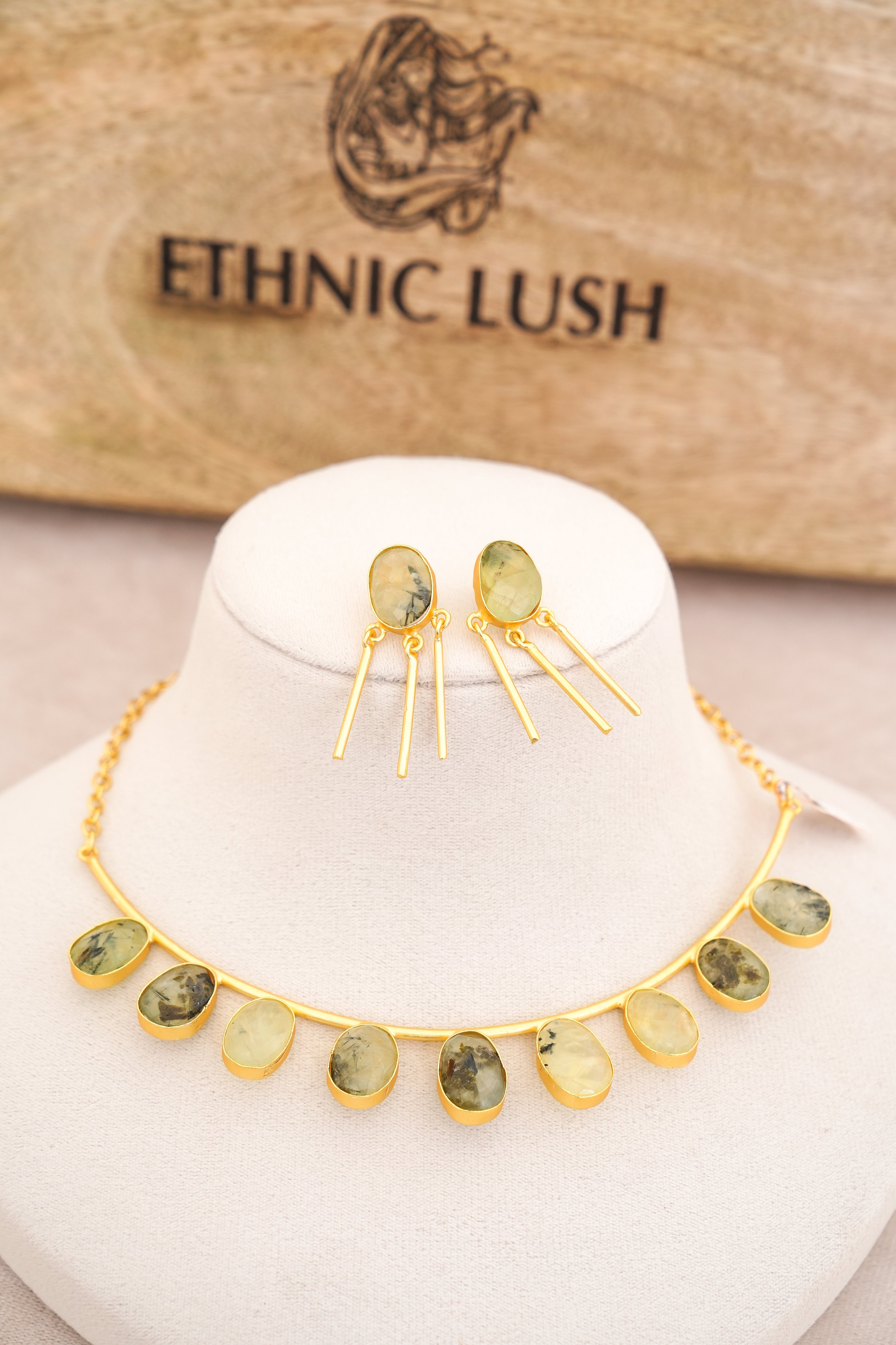 Mystic Green Cascade Necklace Set