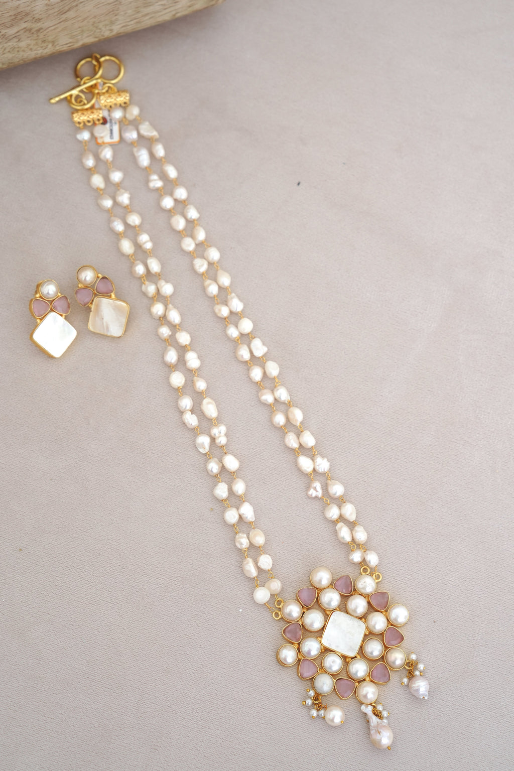 Boroque Pearl Assorted Necklace
