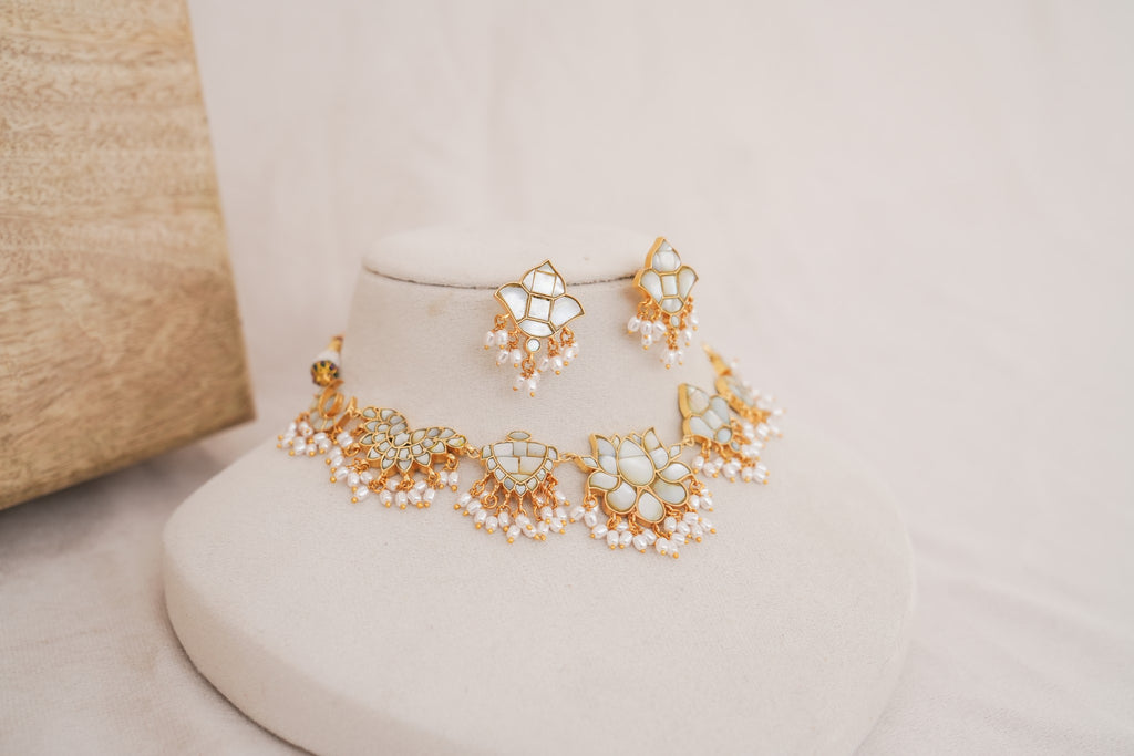 Mother of Pearl Choker Necklace Set with Pearl Drops by Ethnic Lush – close-up