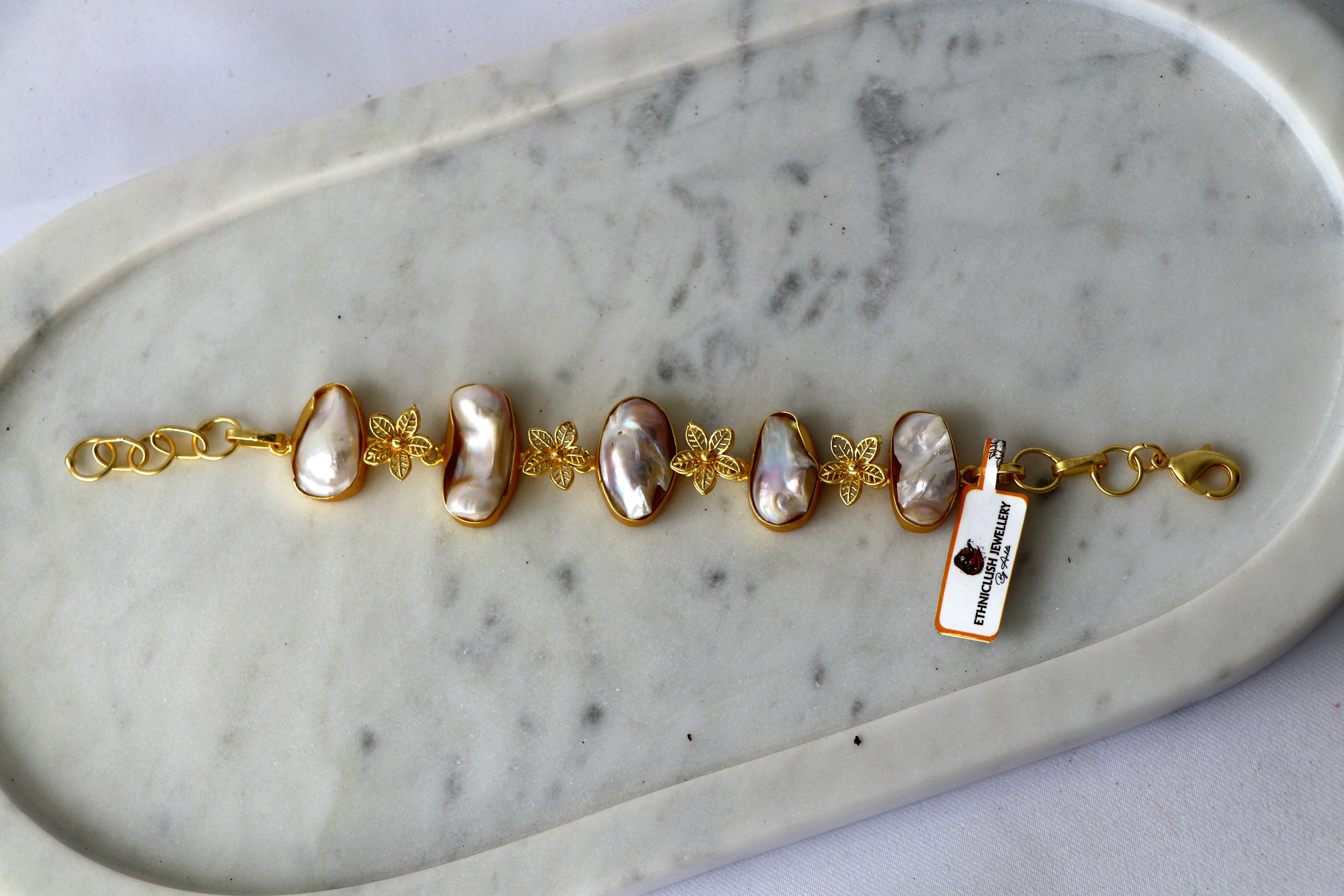 Baroque Pearl Bloom Gold Bracelet