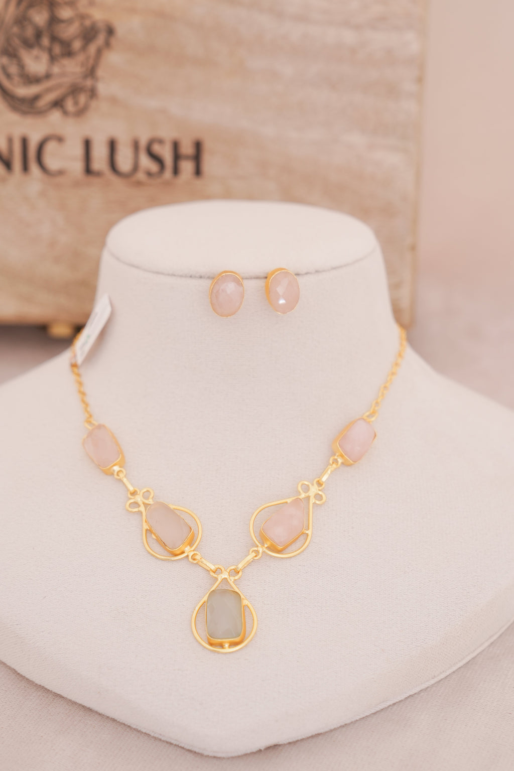 Minimalist Rose Quartz Necklace Set