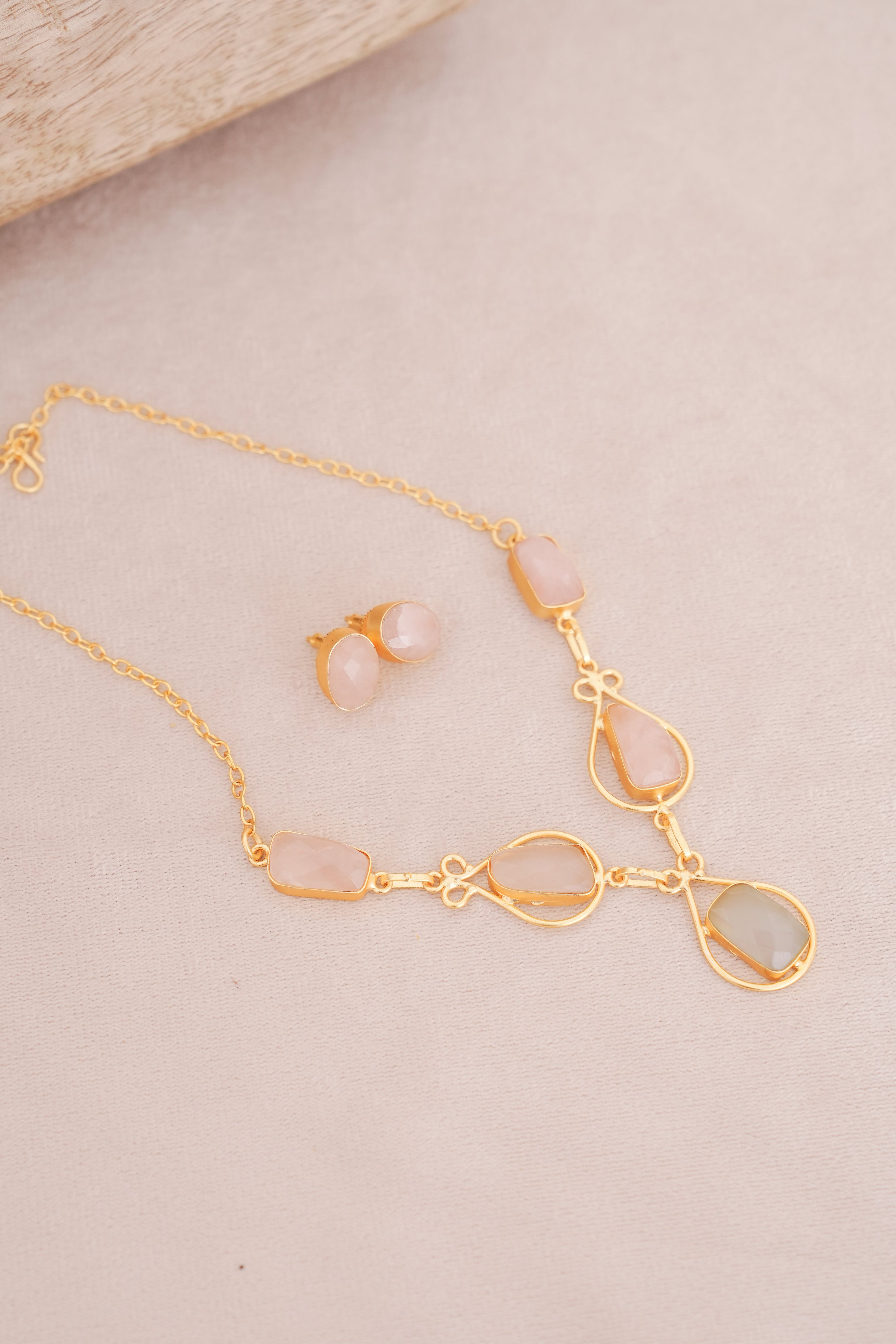 Minimalist Rose Quartz Necklace Set