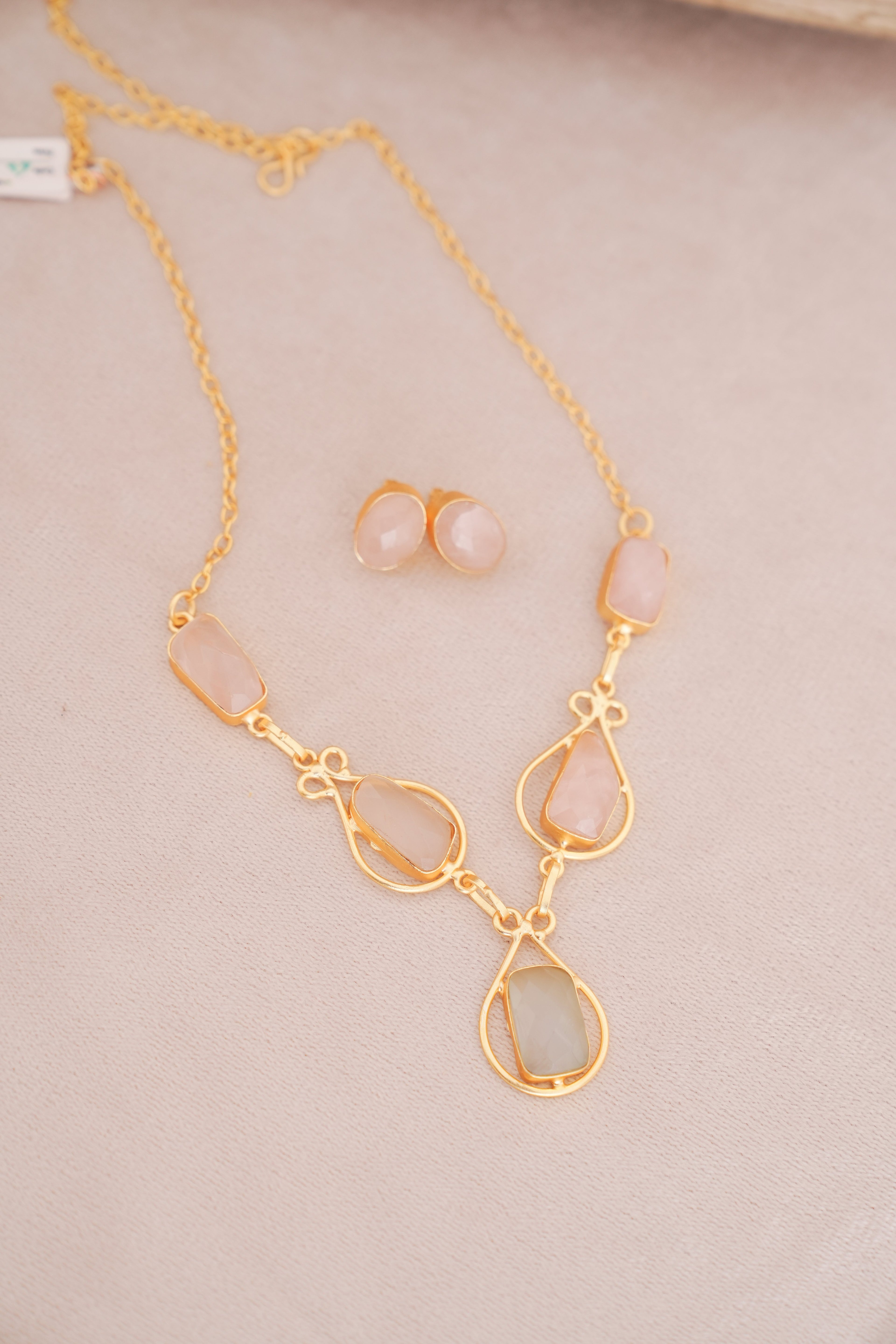 Minimalist Rose Quartz Necklace Set