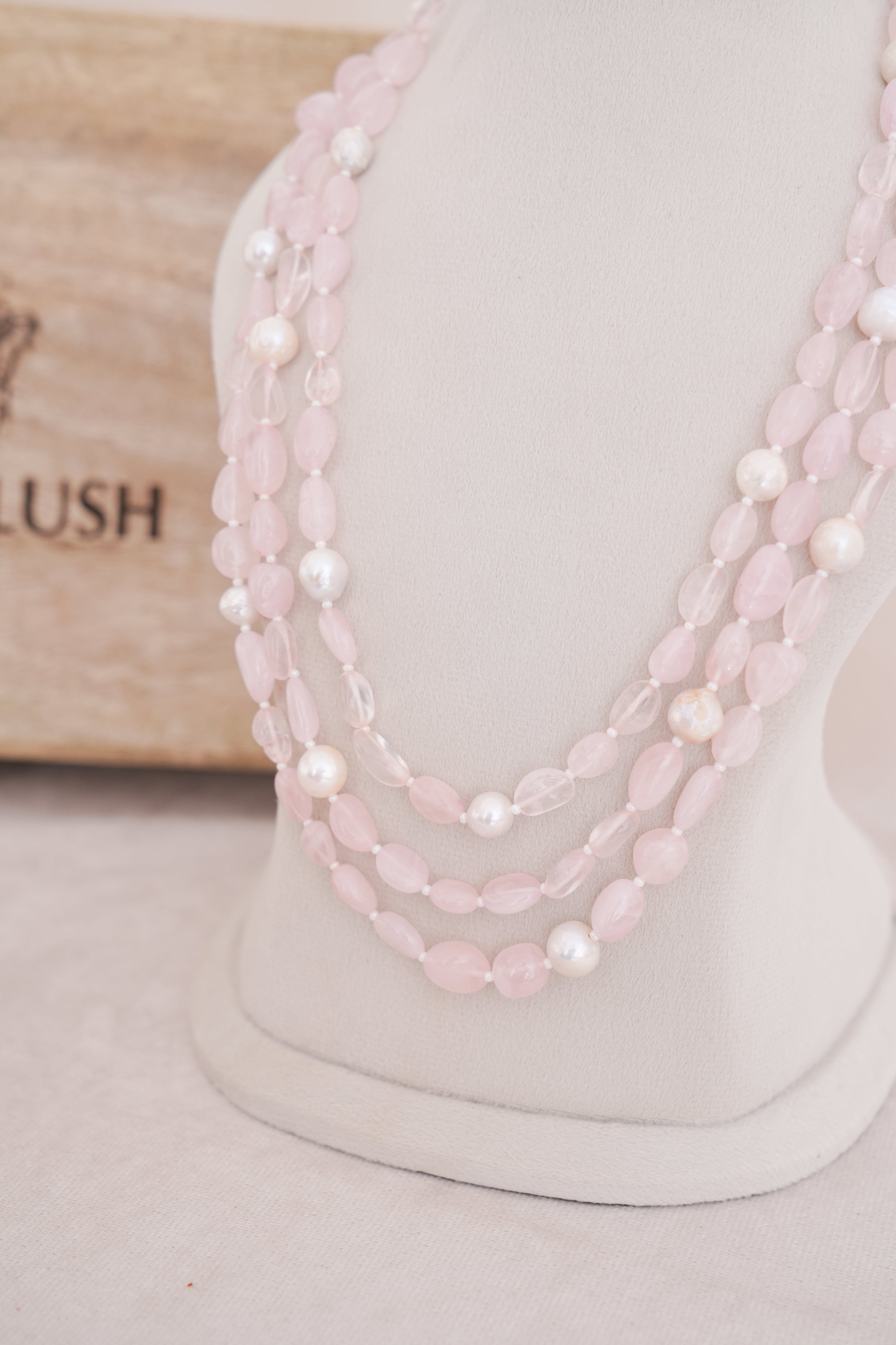 Elegant Pink Rose Quartz Layered Pearl Necklace