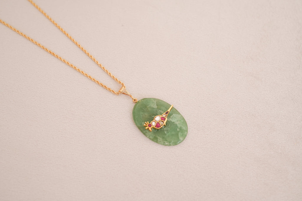 Oval Green Aventurine Statement Pendant Necklace with Kundan Accent