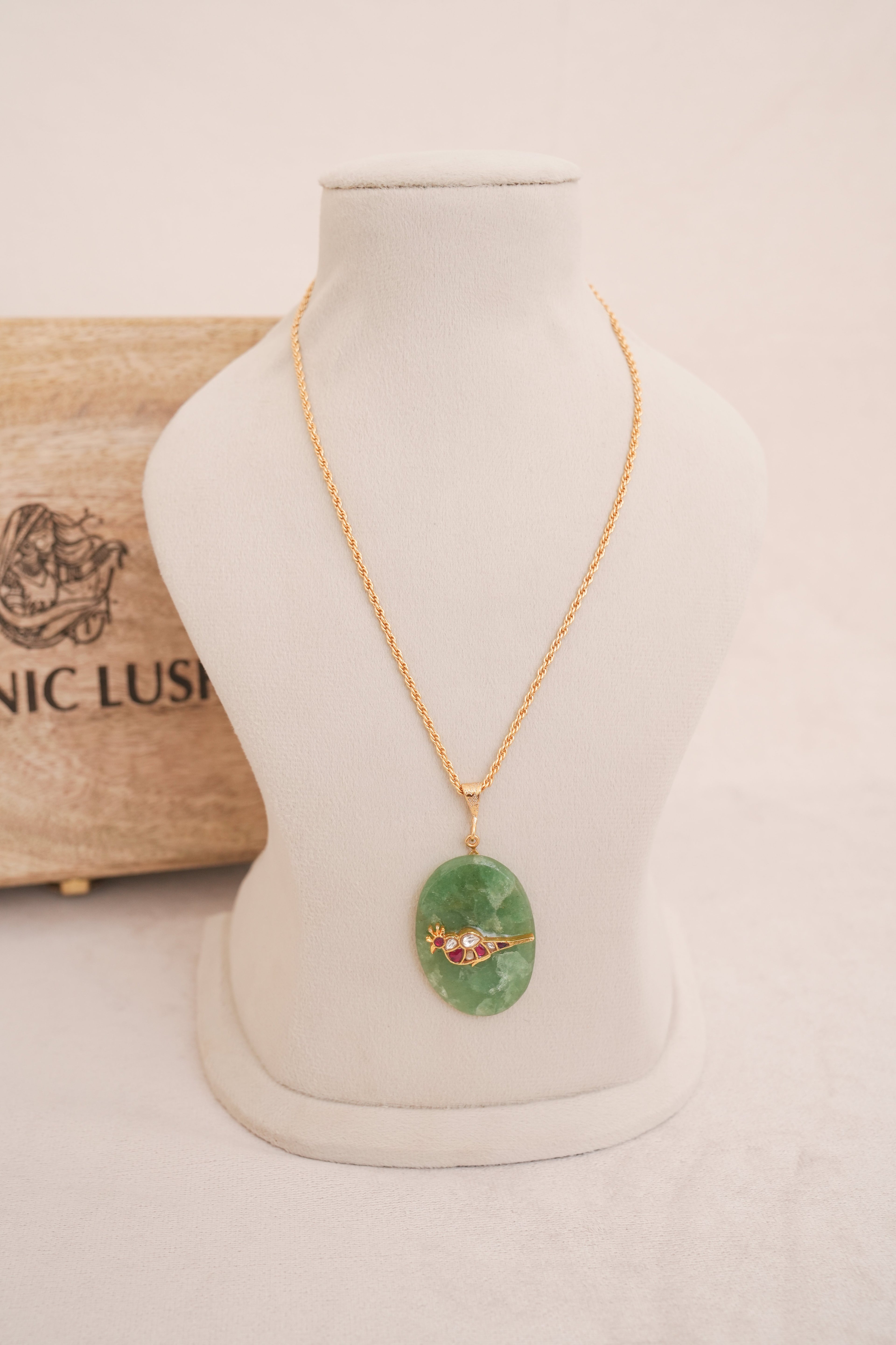 Oval Green Aventurine Statement Pendant Necklace with Kundan Accent