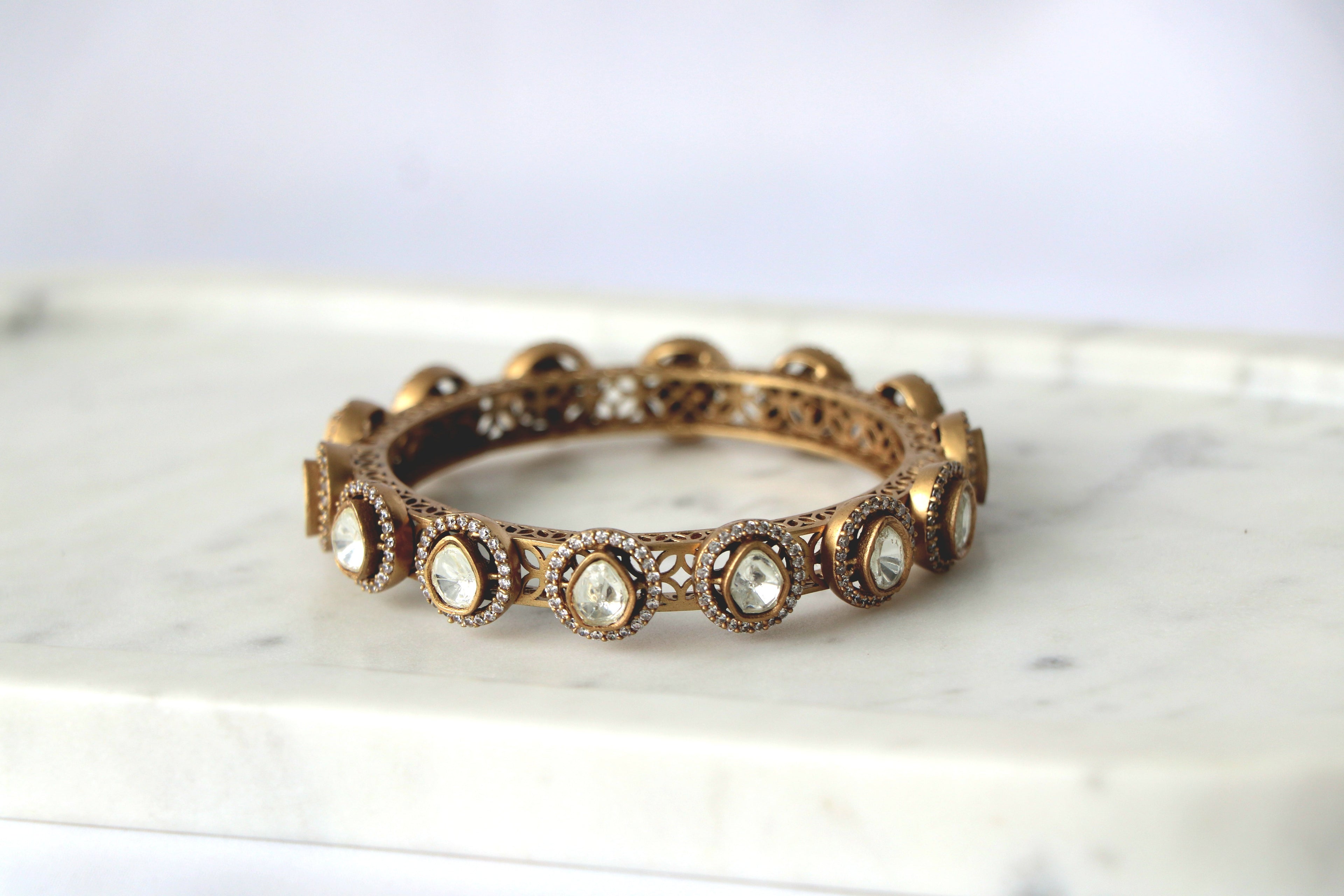 Regal Antique Gold Pear Polki Halo Bangle