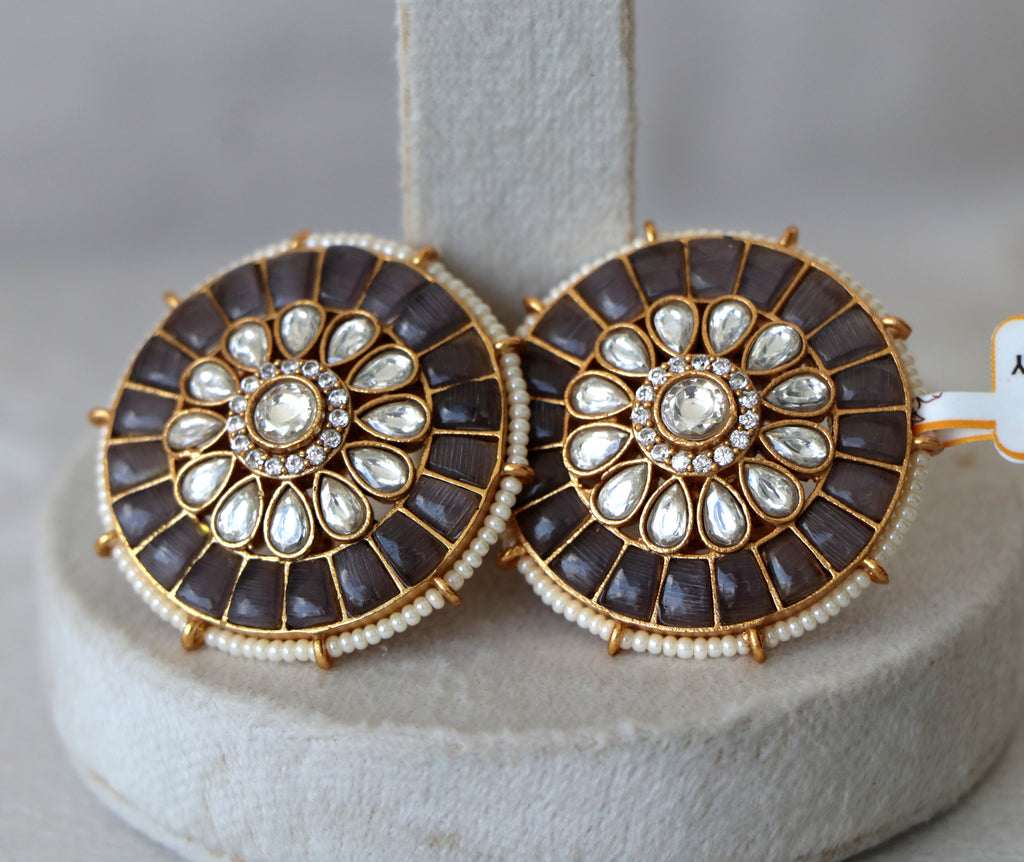 Regal Onyx Stud Earrings