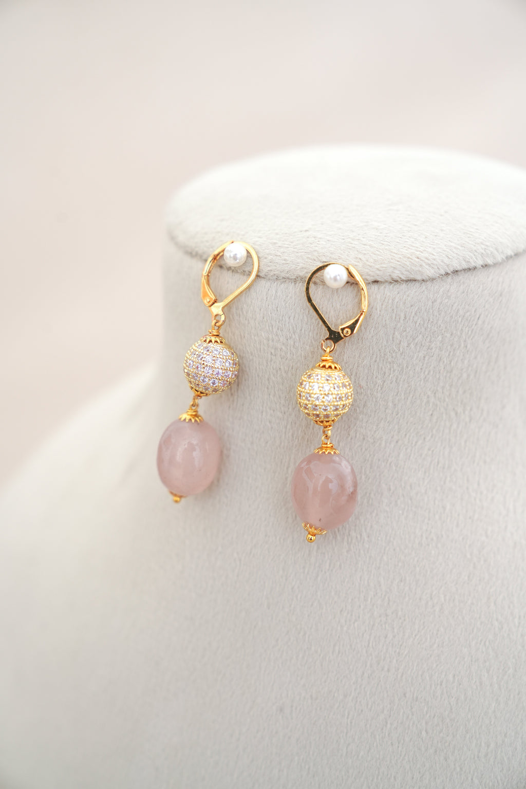 Rose Quartz Reverie Necklace  Earring Set