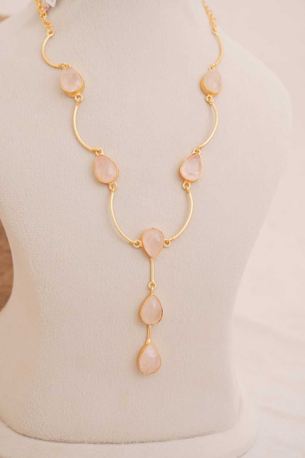 Rosequartz Cascade Teardrop Necklace Set