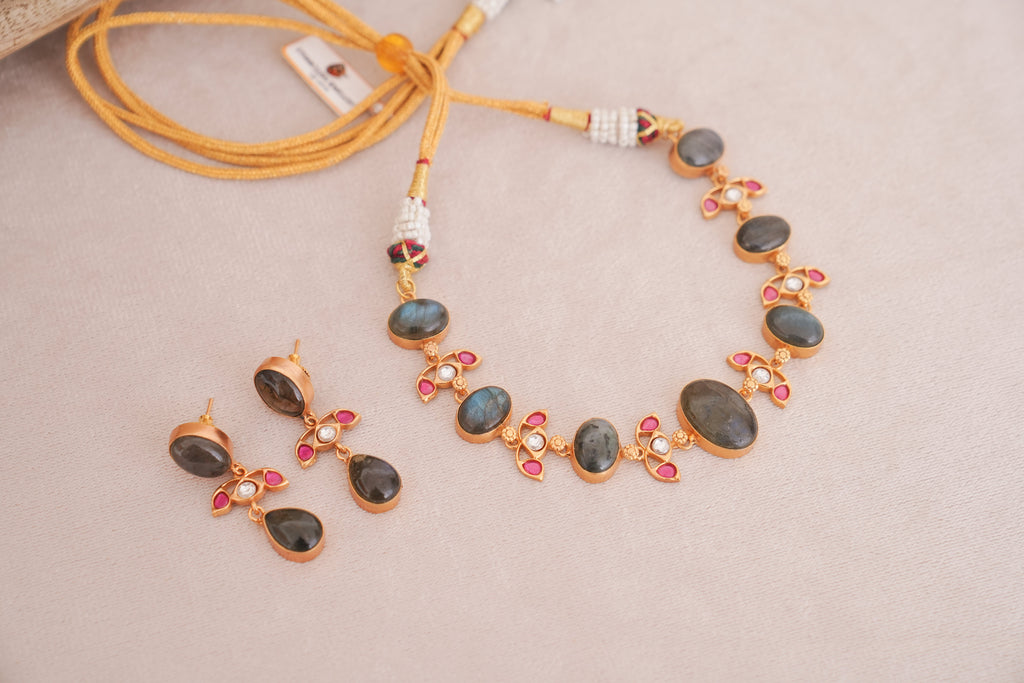 Natural Labrodrite Gemstone & Kundan Floral Necklace Set