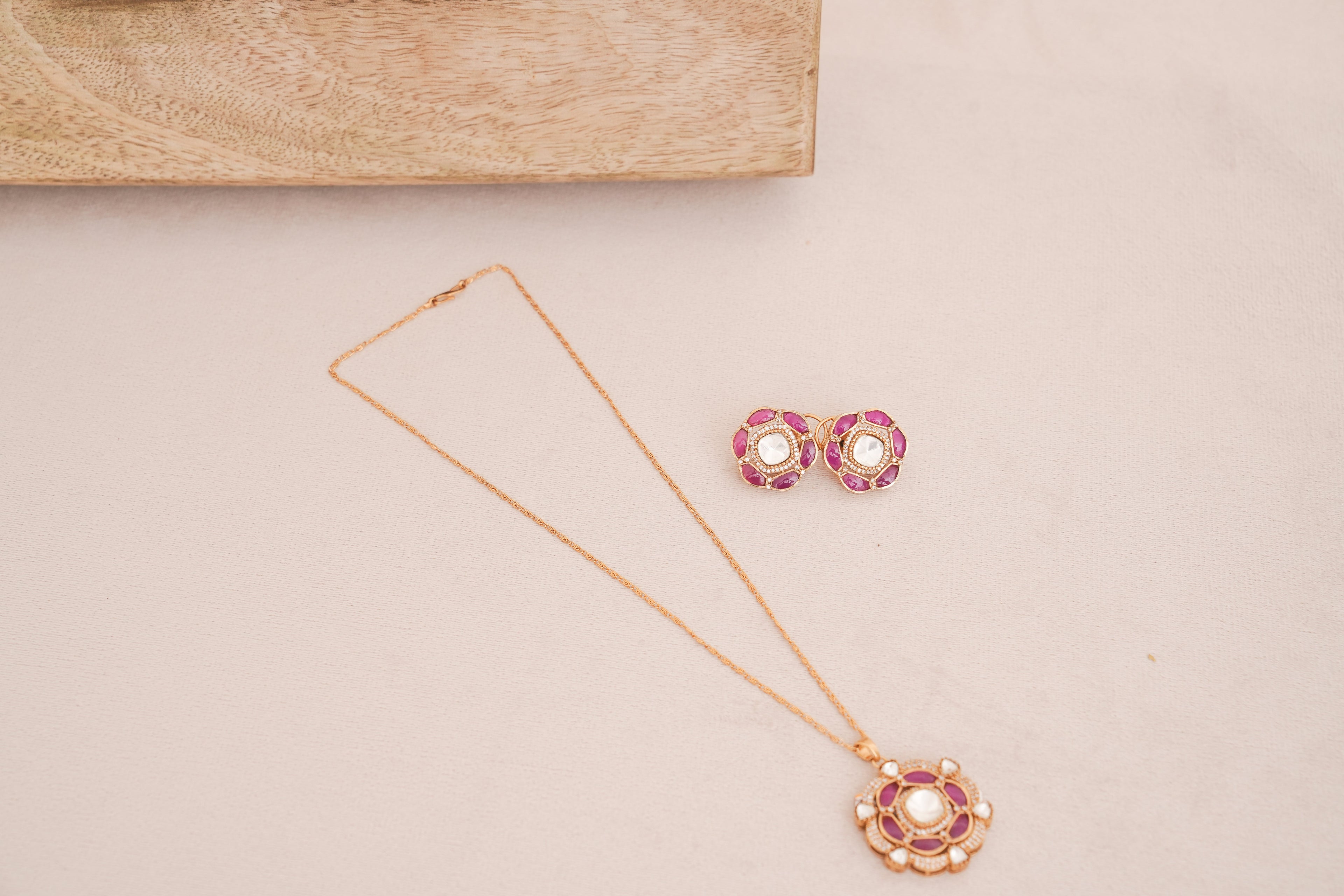 Pink Kundan Floral Pendant Set
