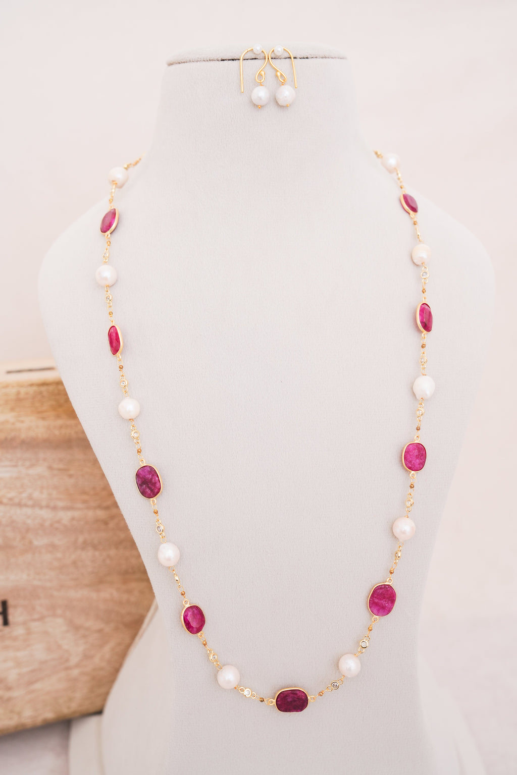 Corundum Ruby Pearl Necklace Set