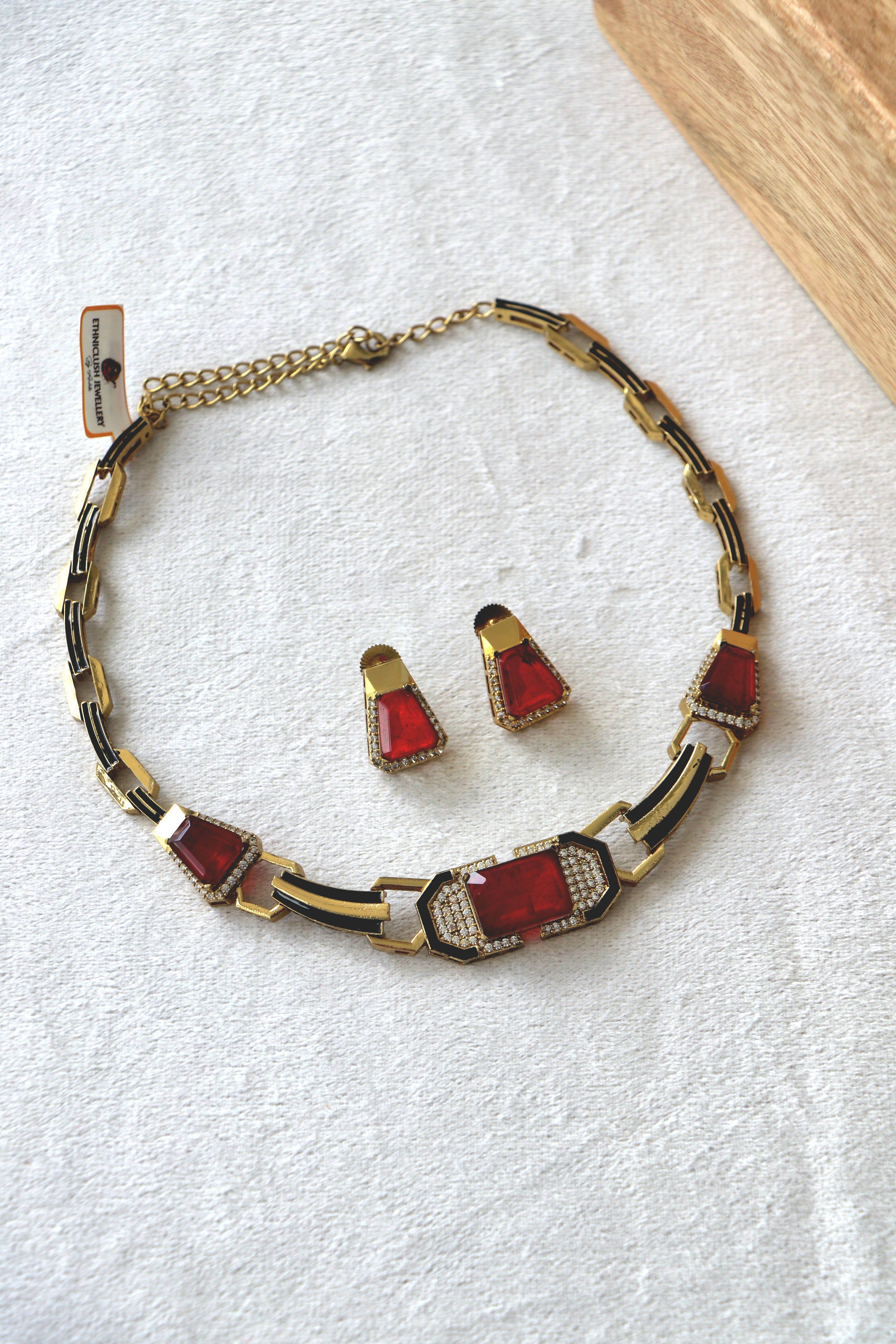 Doublet Red Stone Enamel Modern Necklace Earring Set