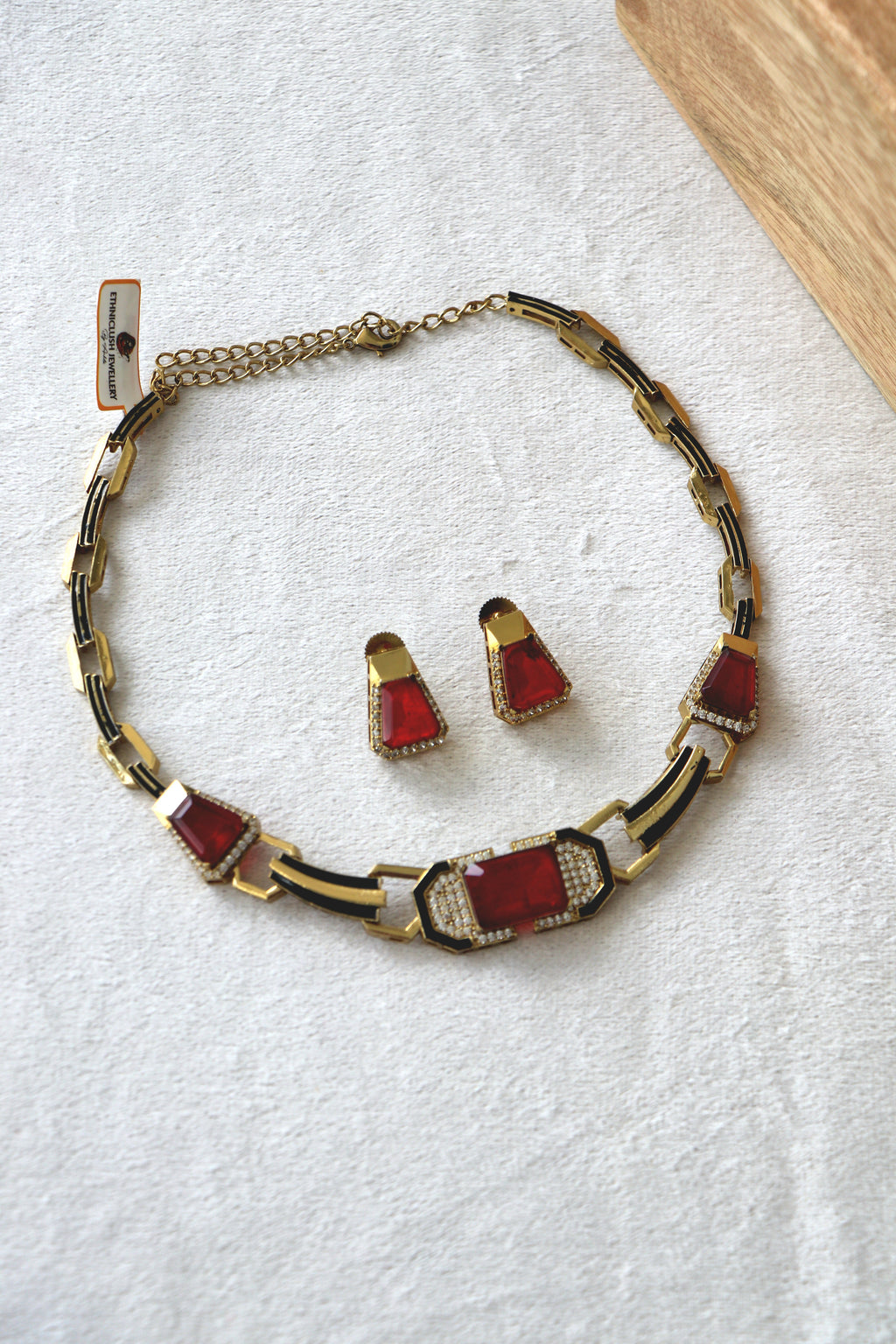 Doublet Red Stone Enamel Modern Necklace Earring Set