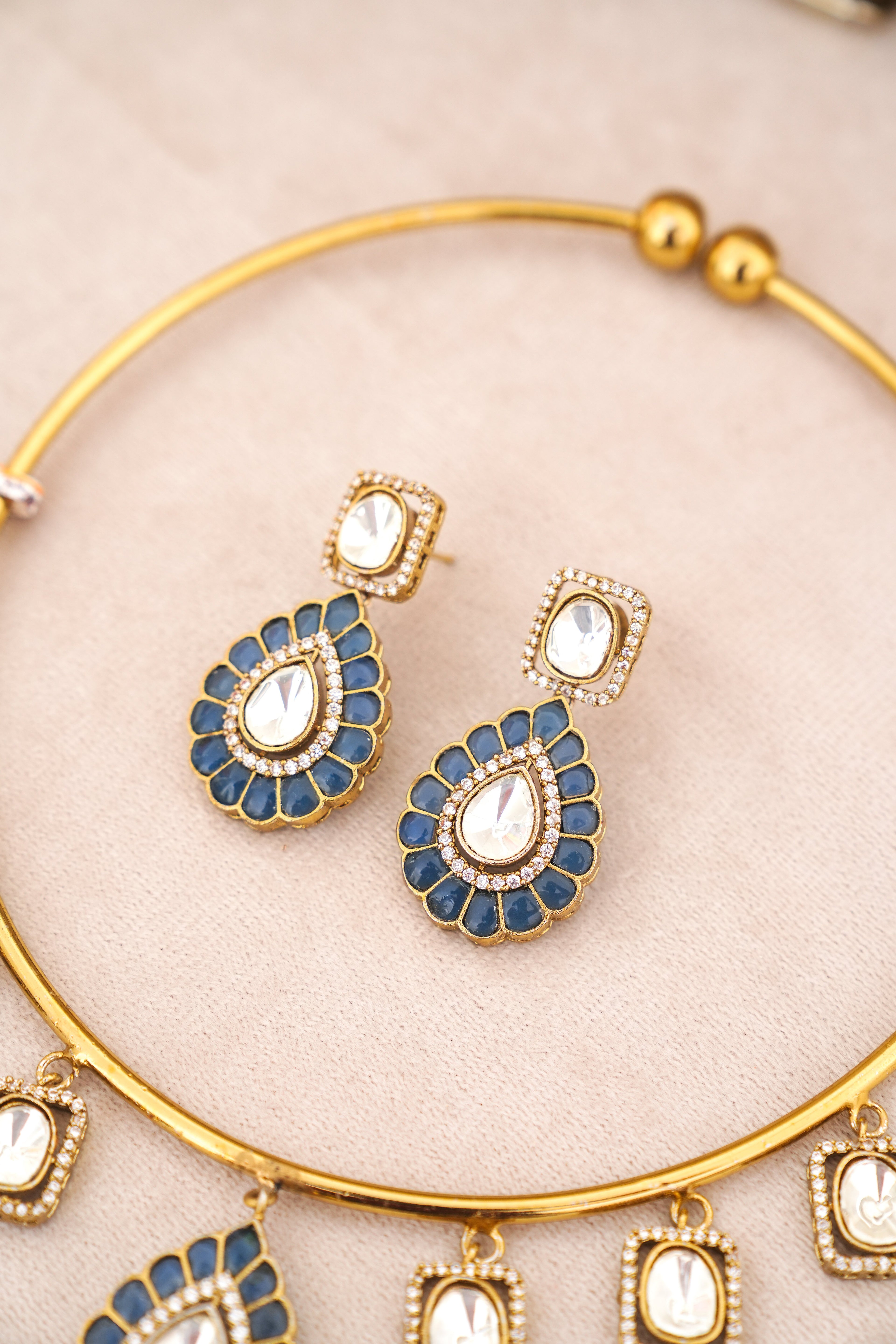 Sapphire Bloom Choker Set
