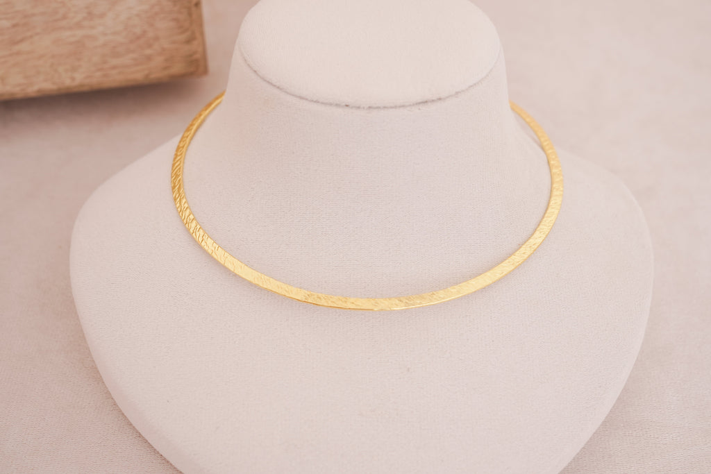 Sunlit Textured Brass Hasli Necklace