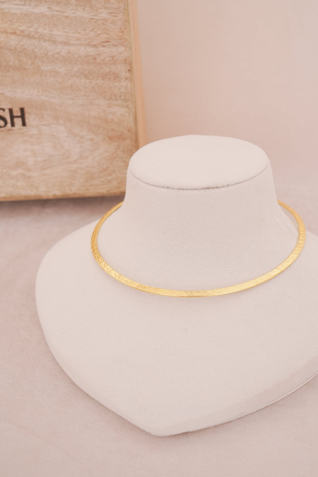 Sunlit Textured Brass Hasli Necklace