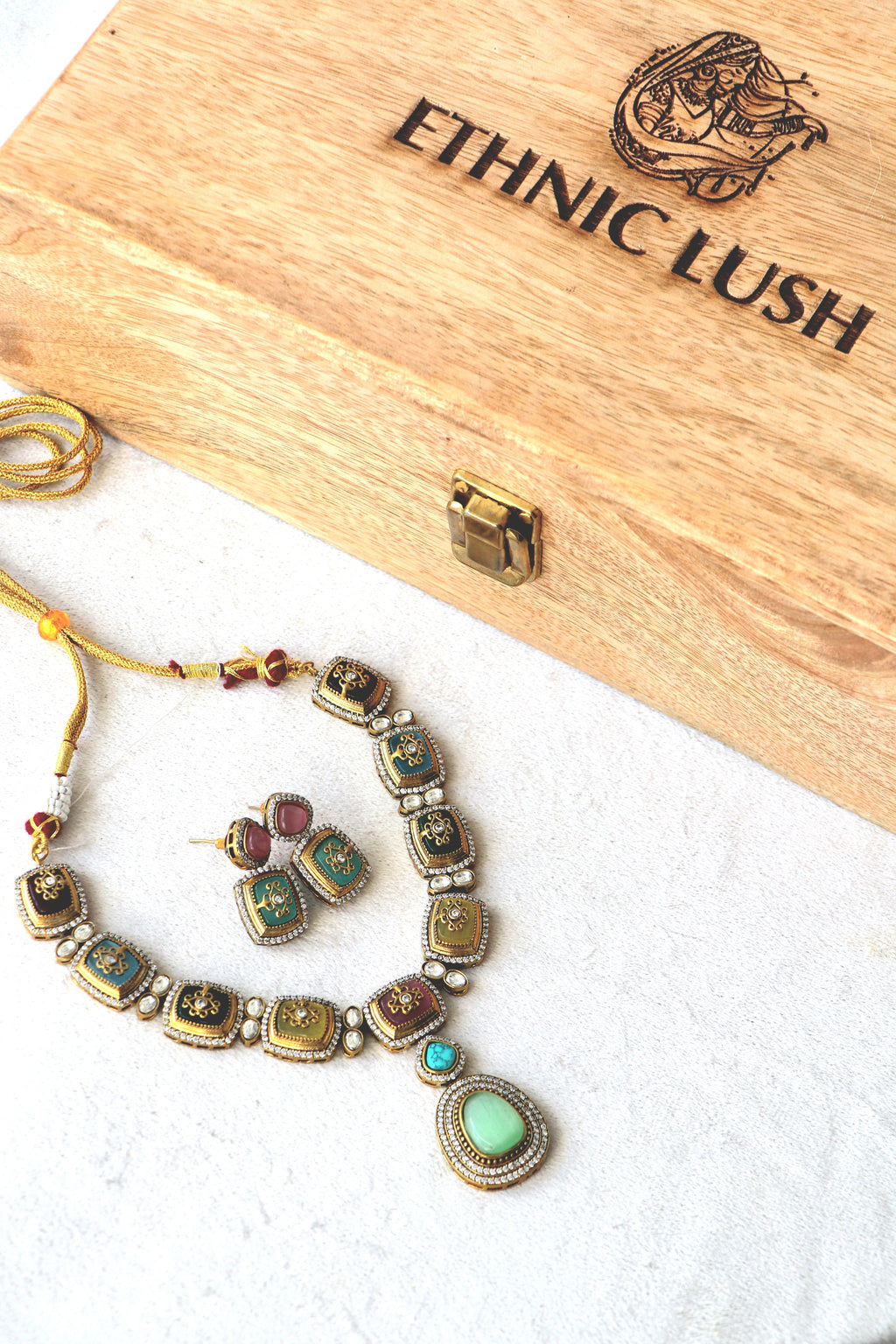 Inlay Stone Kundan Necklace Set